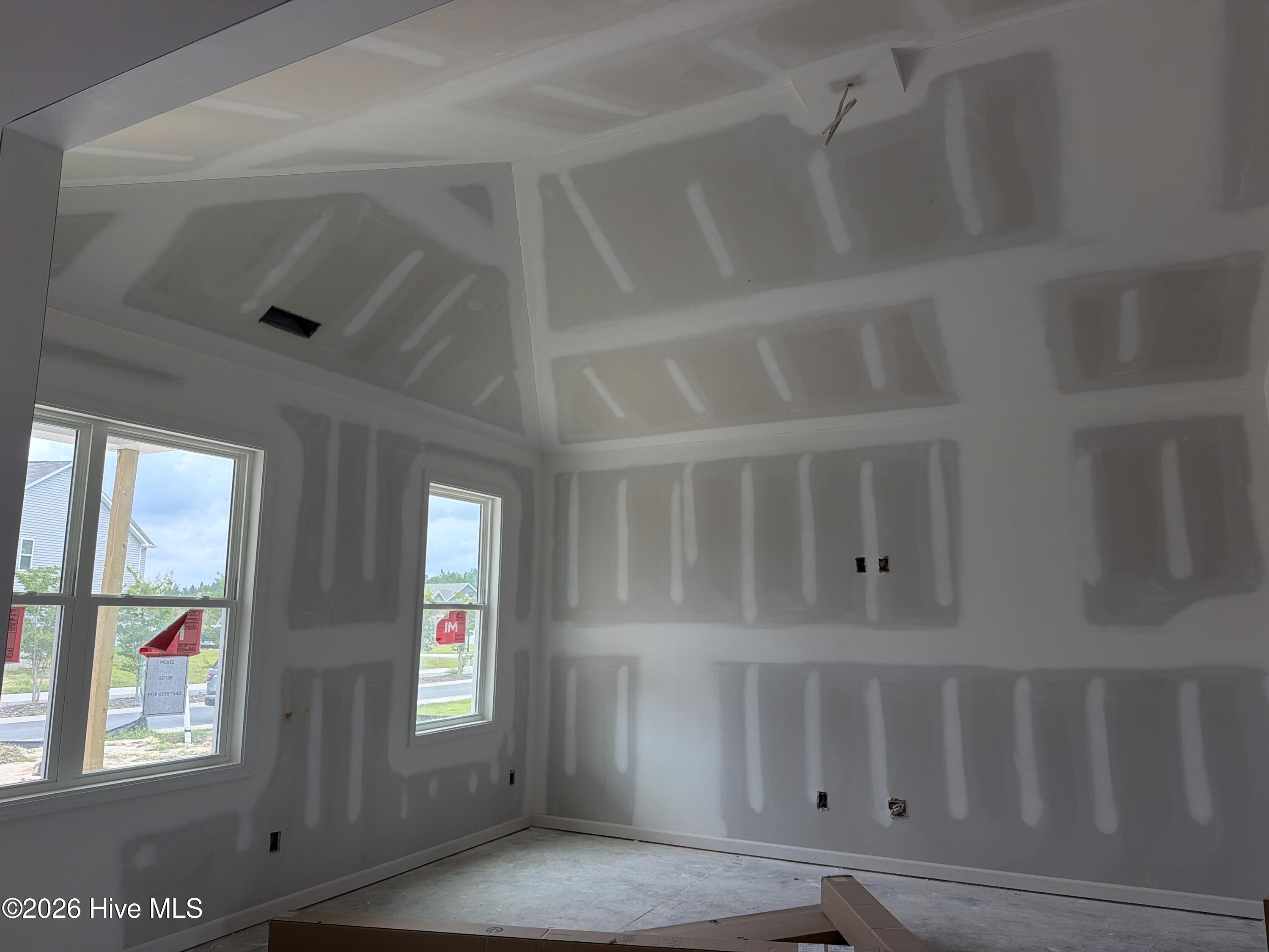 504 Midsummer Street Property Photo 3