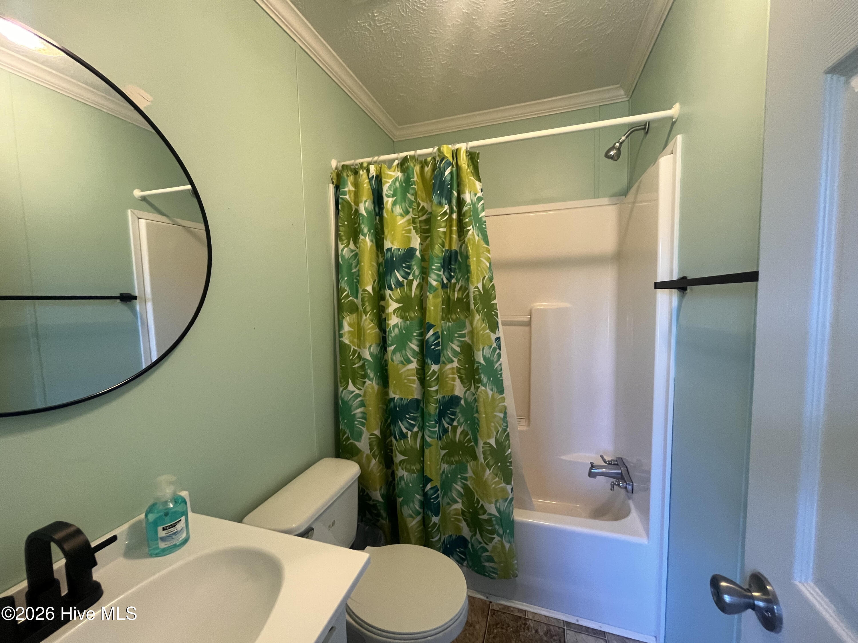 204 Diamond City Drive Property Photo 8