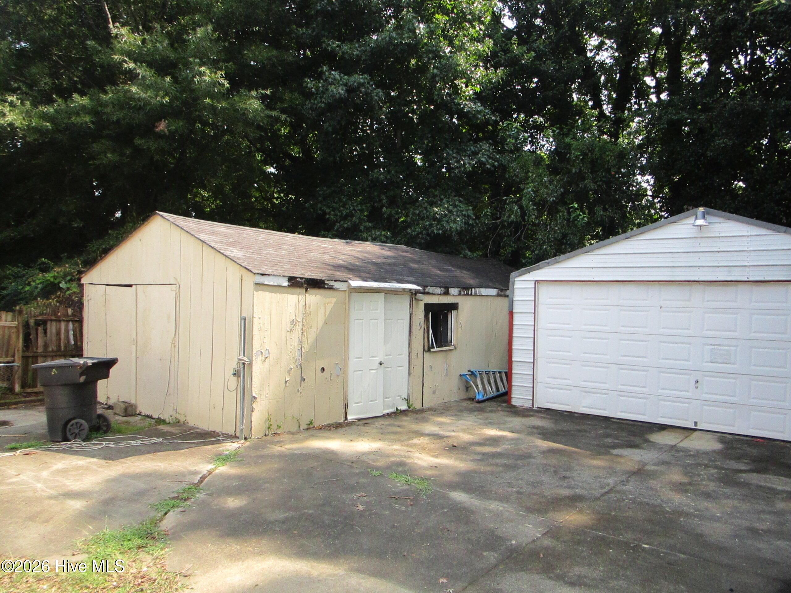 202 Harrell Street Property Photo 2