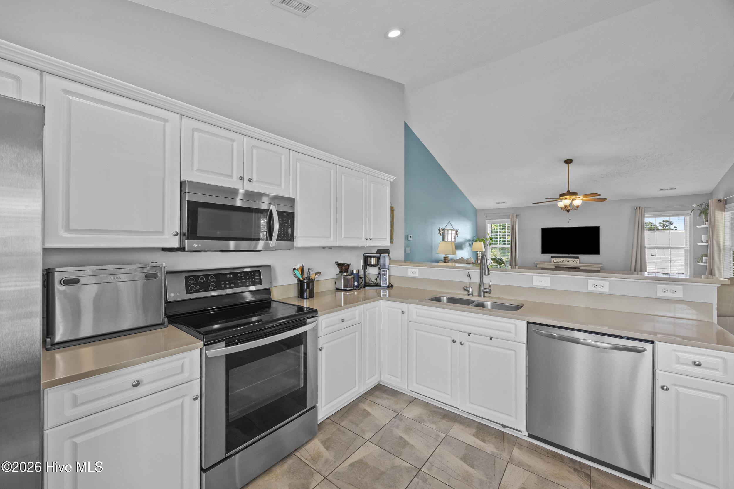1502 Bertram Drive Property Photo 12