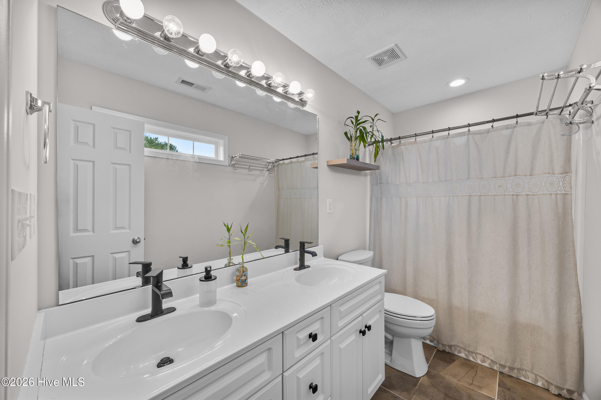 1502 Bertram Drive Property Photo 17