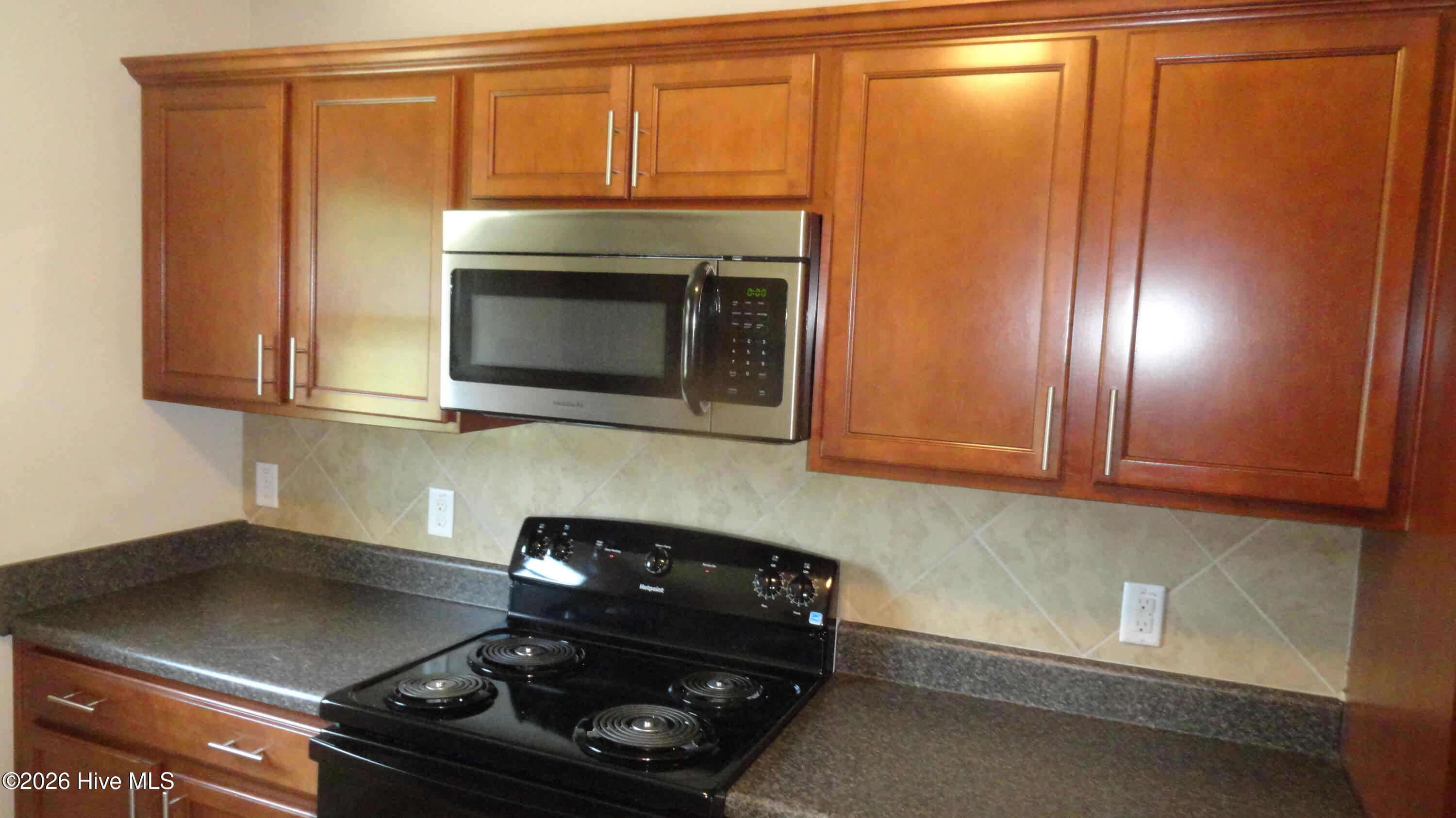 111 Wanchese Way Property Photo 6