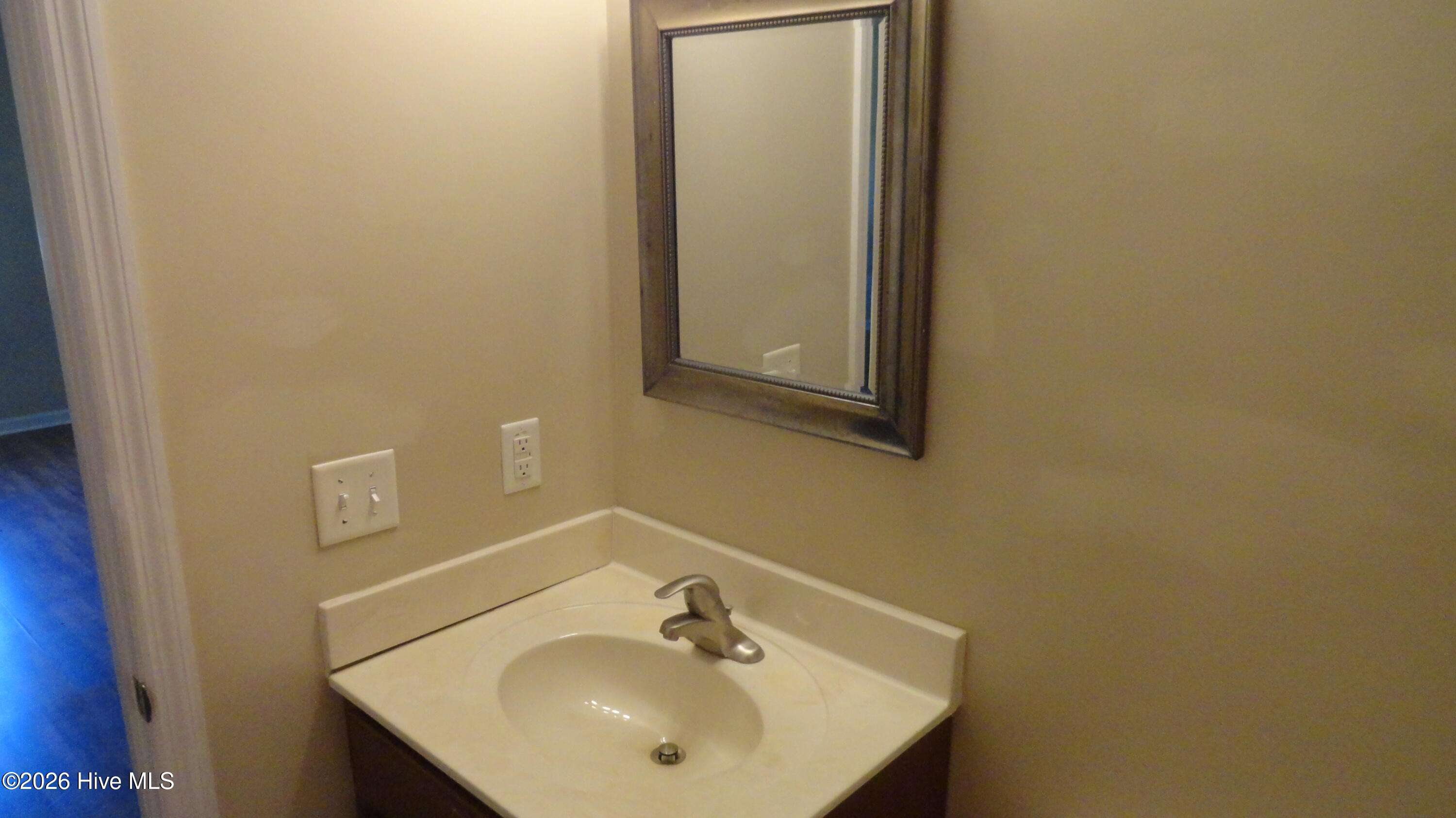 111 Wanchese Way Property Photo 14