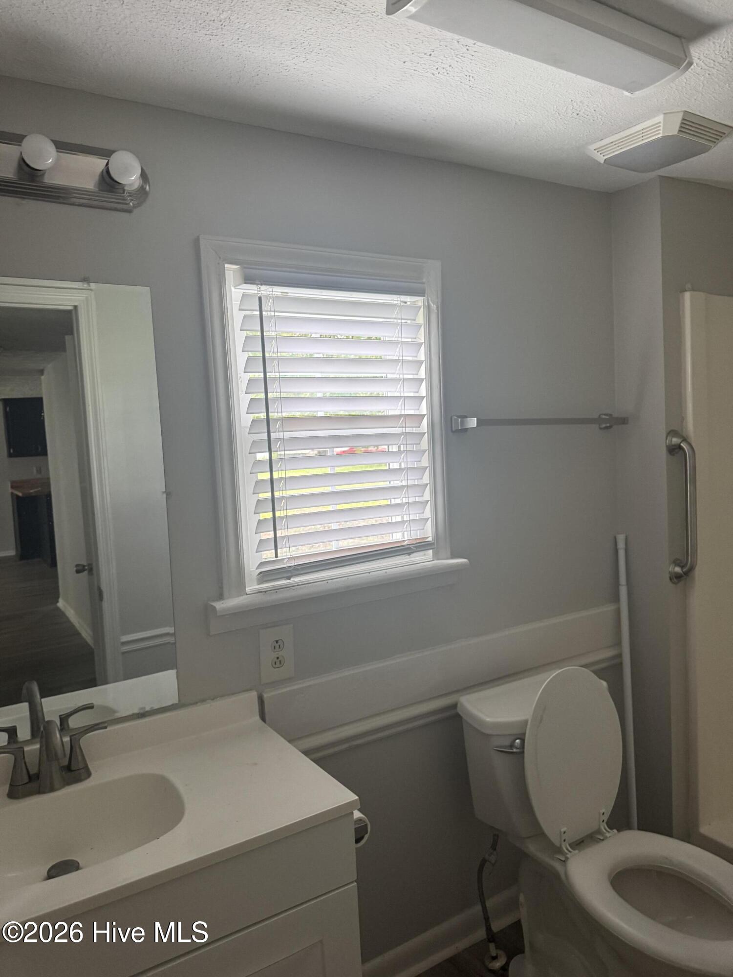 168 Broad Street Property Photo 11