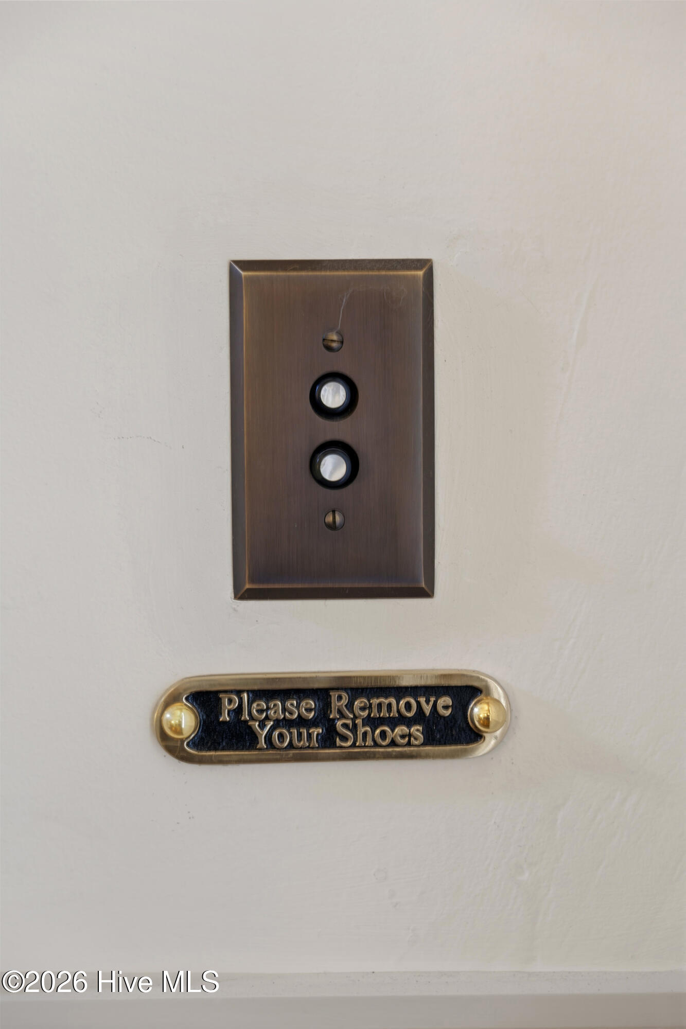 2514 Mimosa Place Property Photo 9
