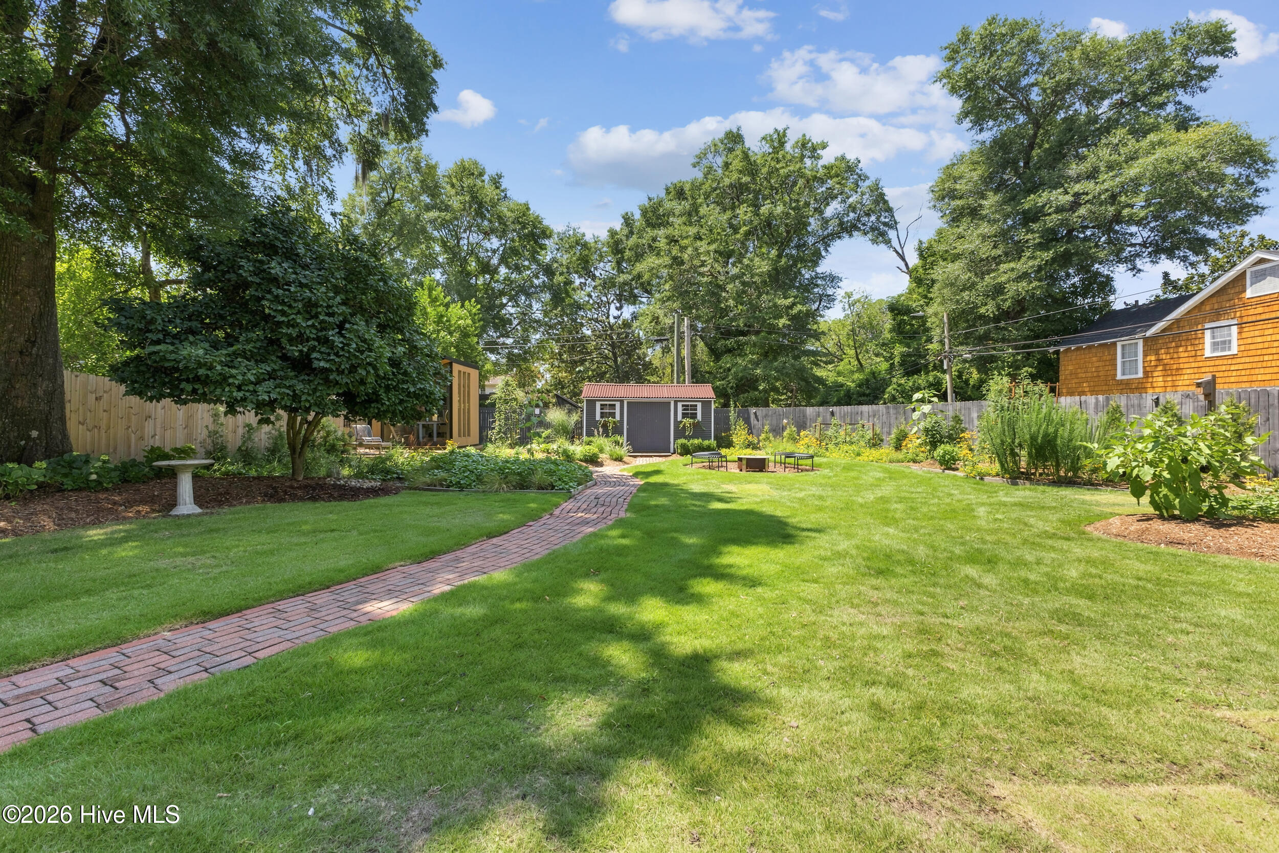 2514 Mimosa Place Property Photo 68
