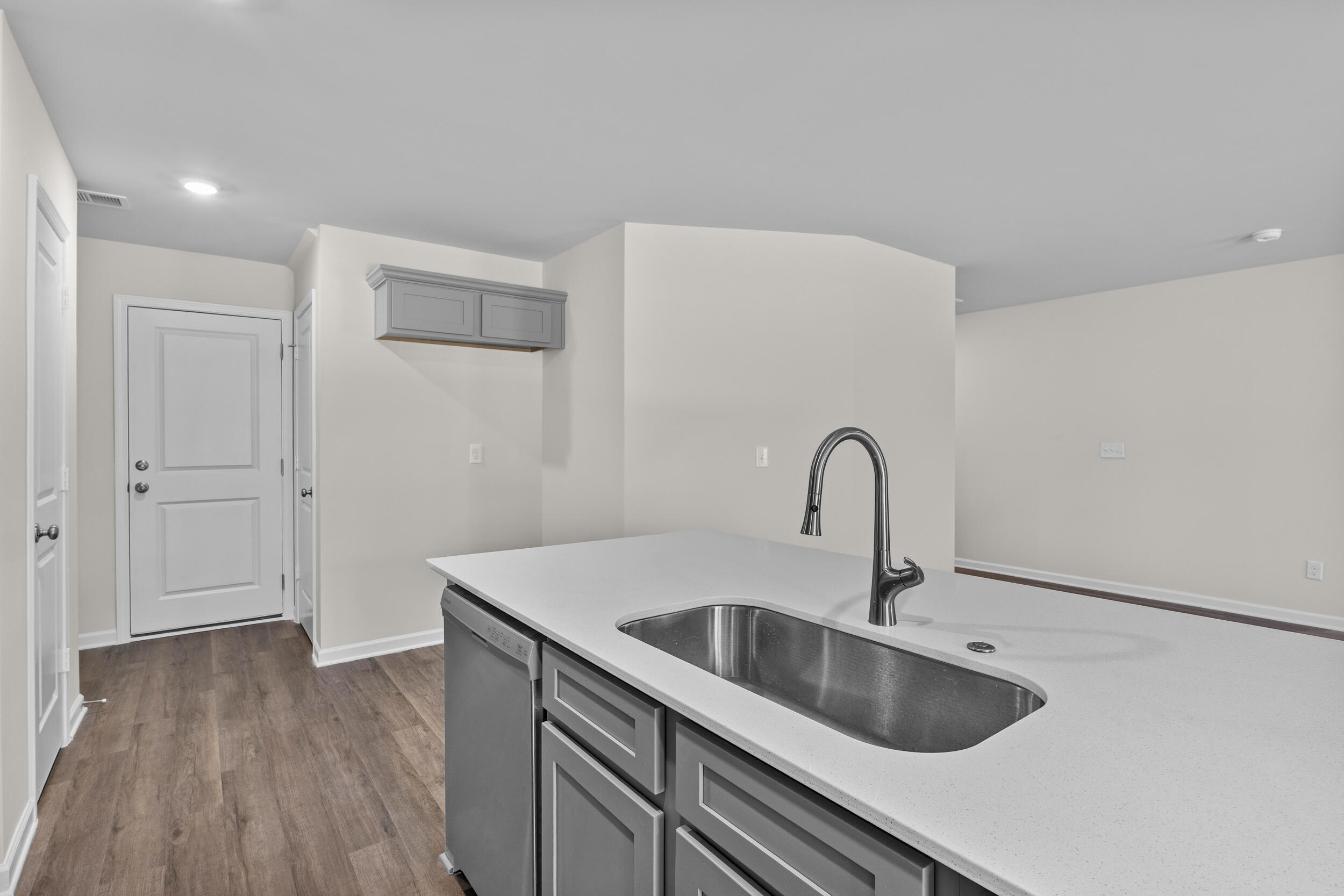 869 Silent Barge Cove Property Photo 9