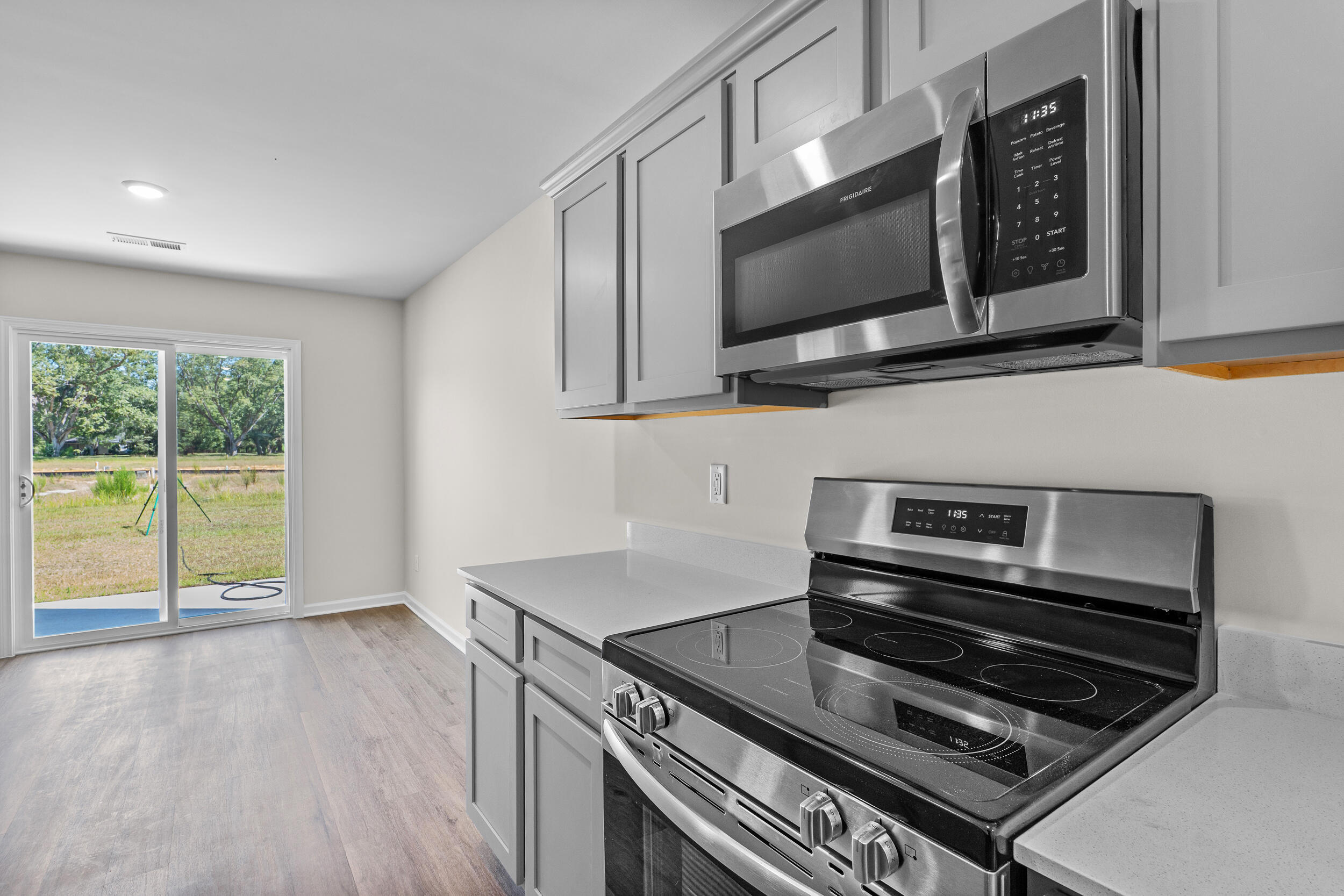 869 Silent Barge Cove Property Photo 10