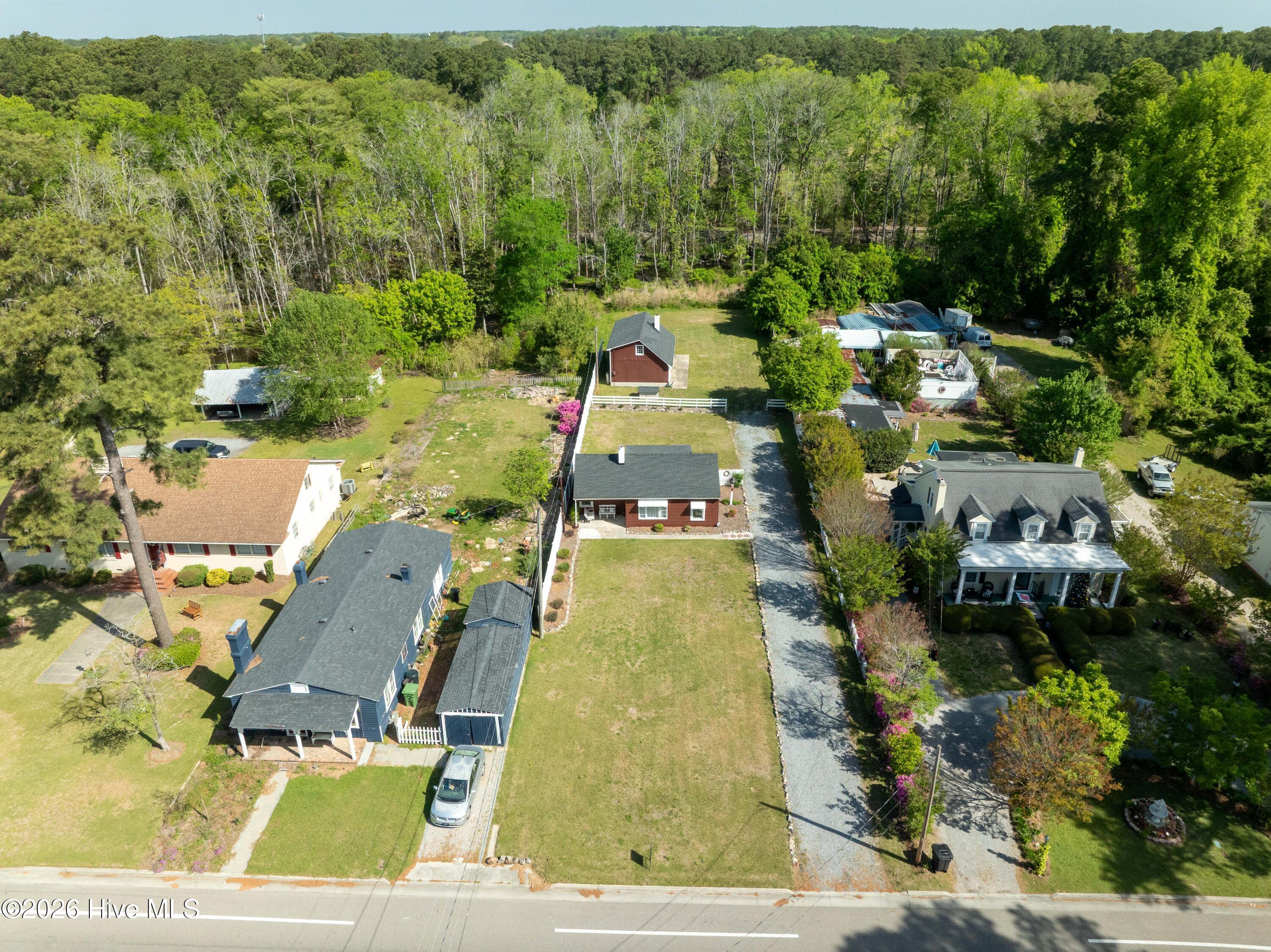 322 River Road Property Photo 4