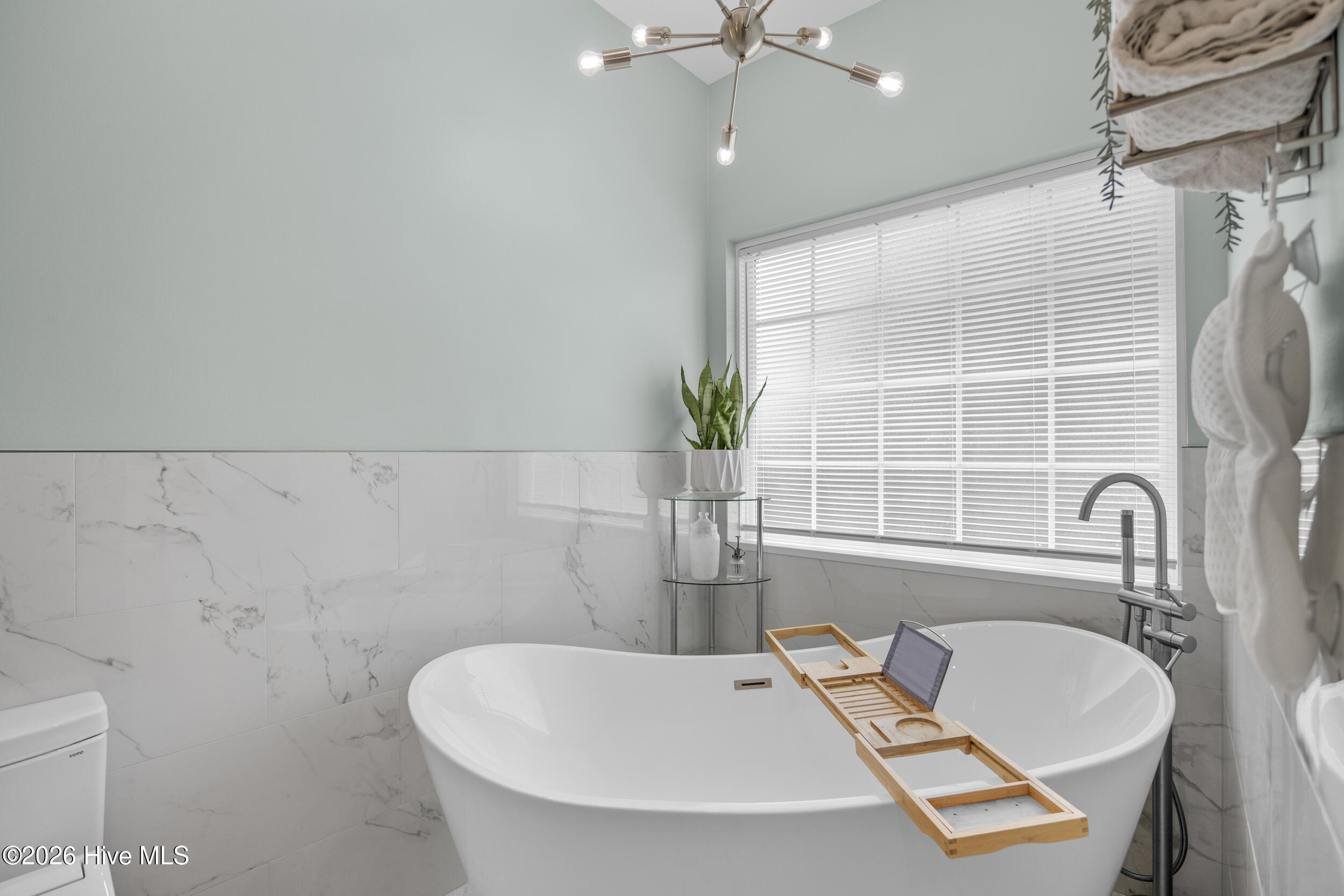 712 The Cape Boulevard Property Photo 10