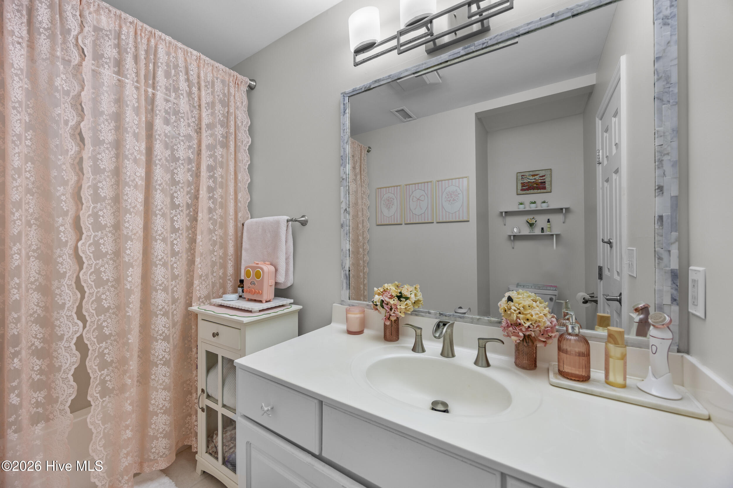712 The Cape Boulevard Property Photo 29