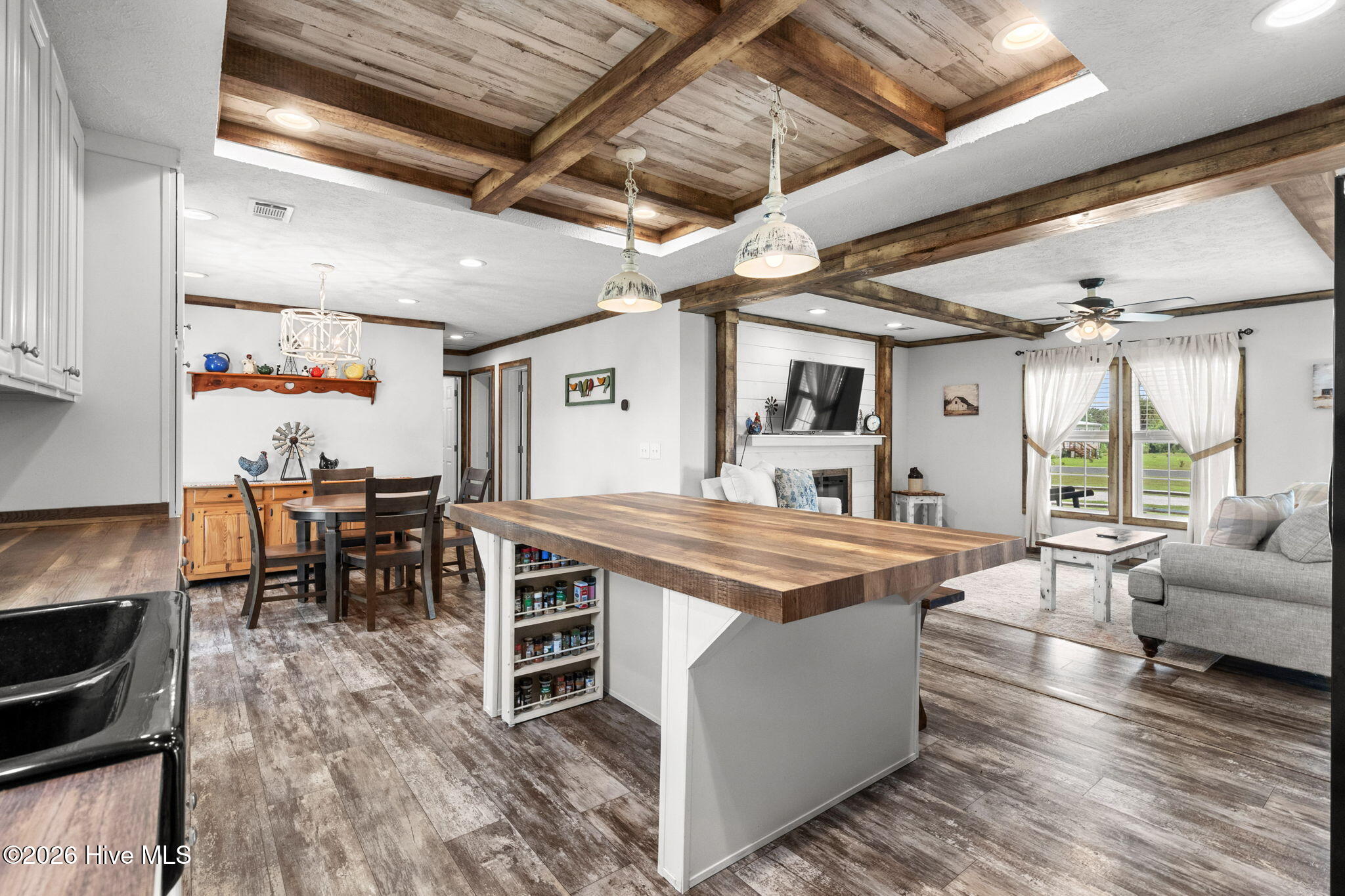 4188 Double Dee Road Property Photo 14
