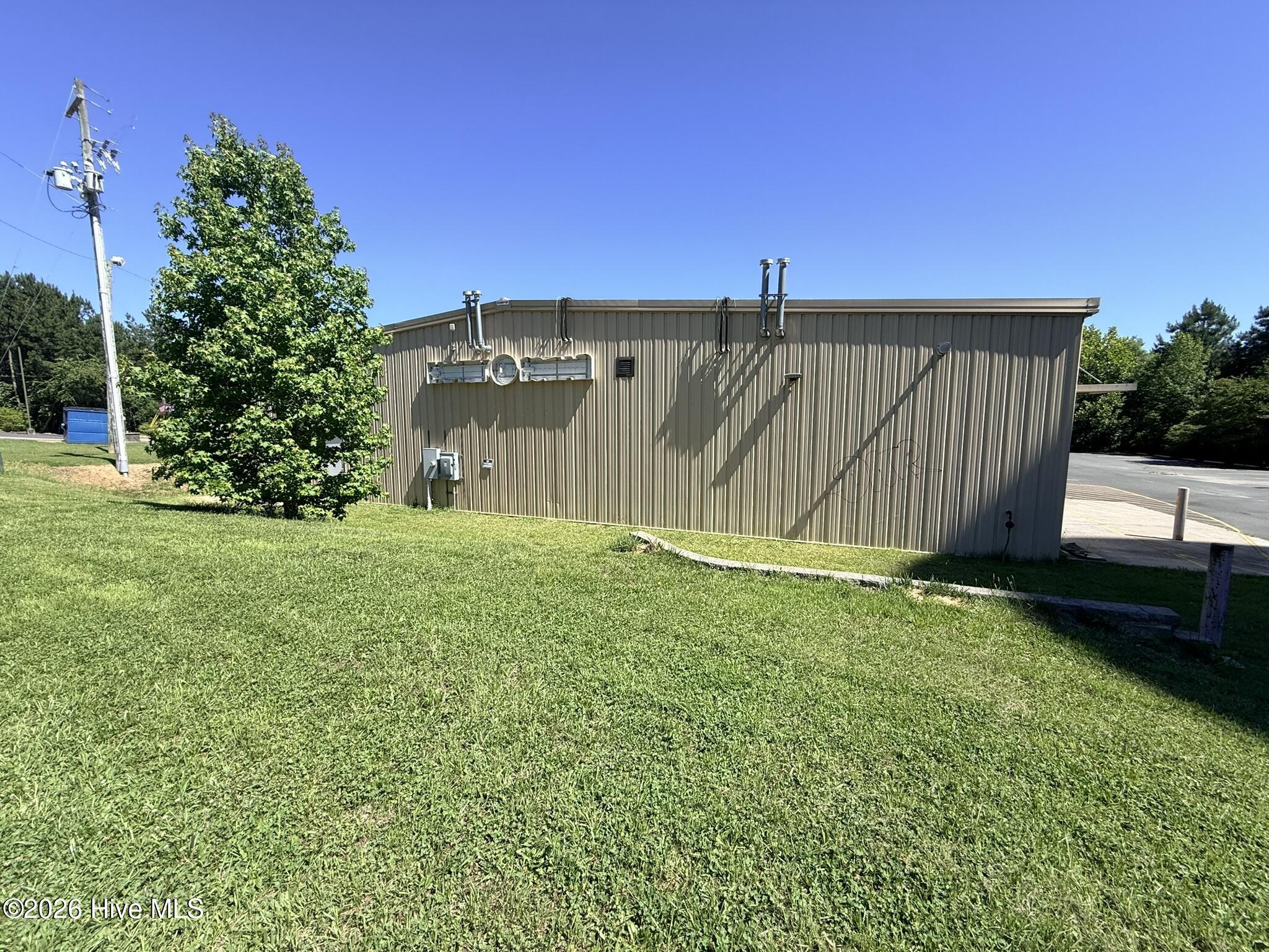 2384 Nc 24-27 Property Photo 15
