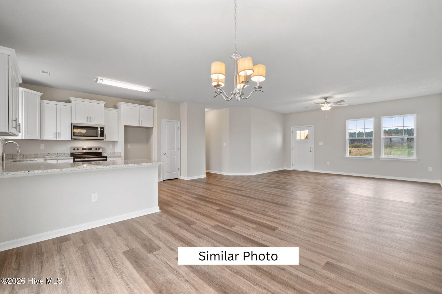 207 Strawberry Acres Drive Property Photo 2