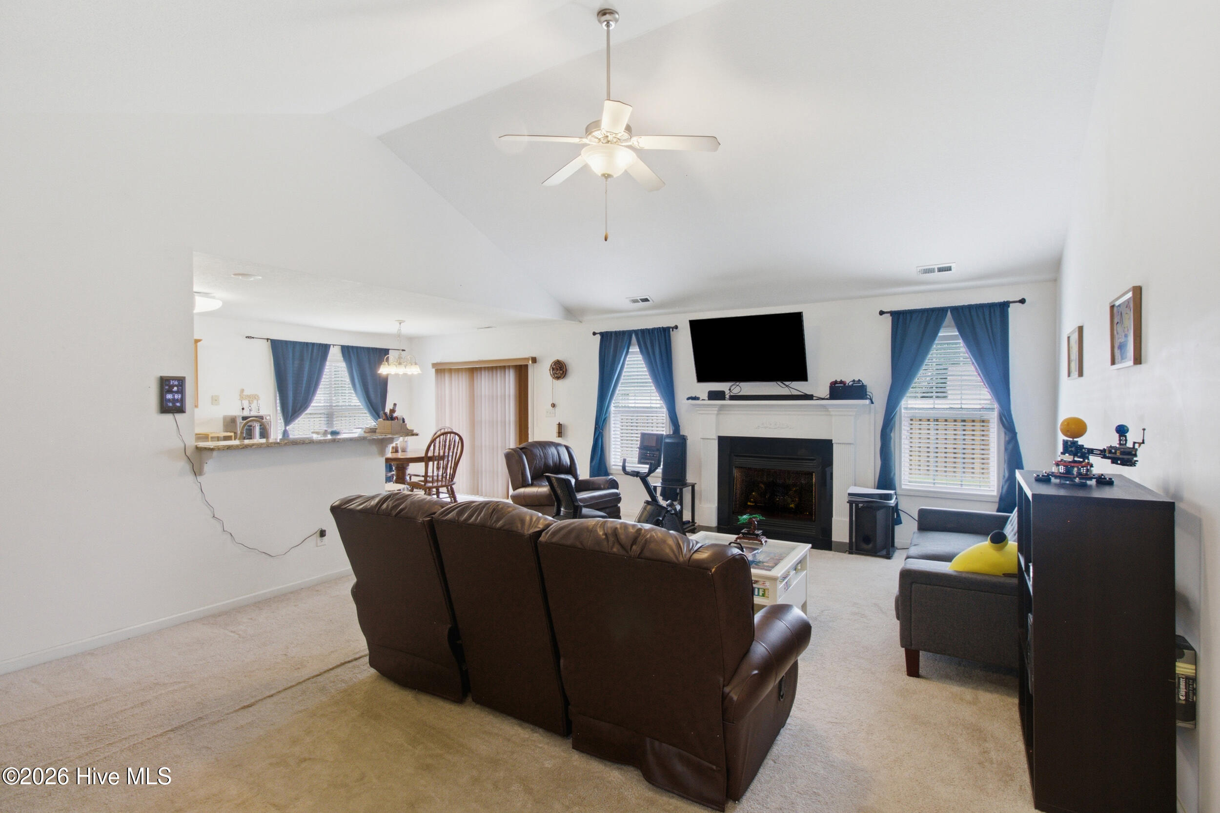 404 Marshas Way Property Photo 2