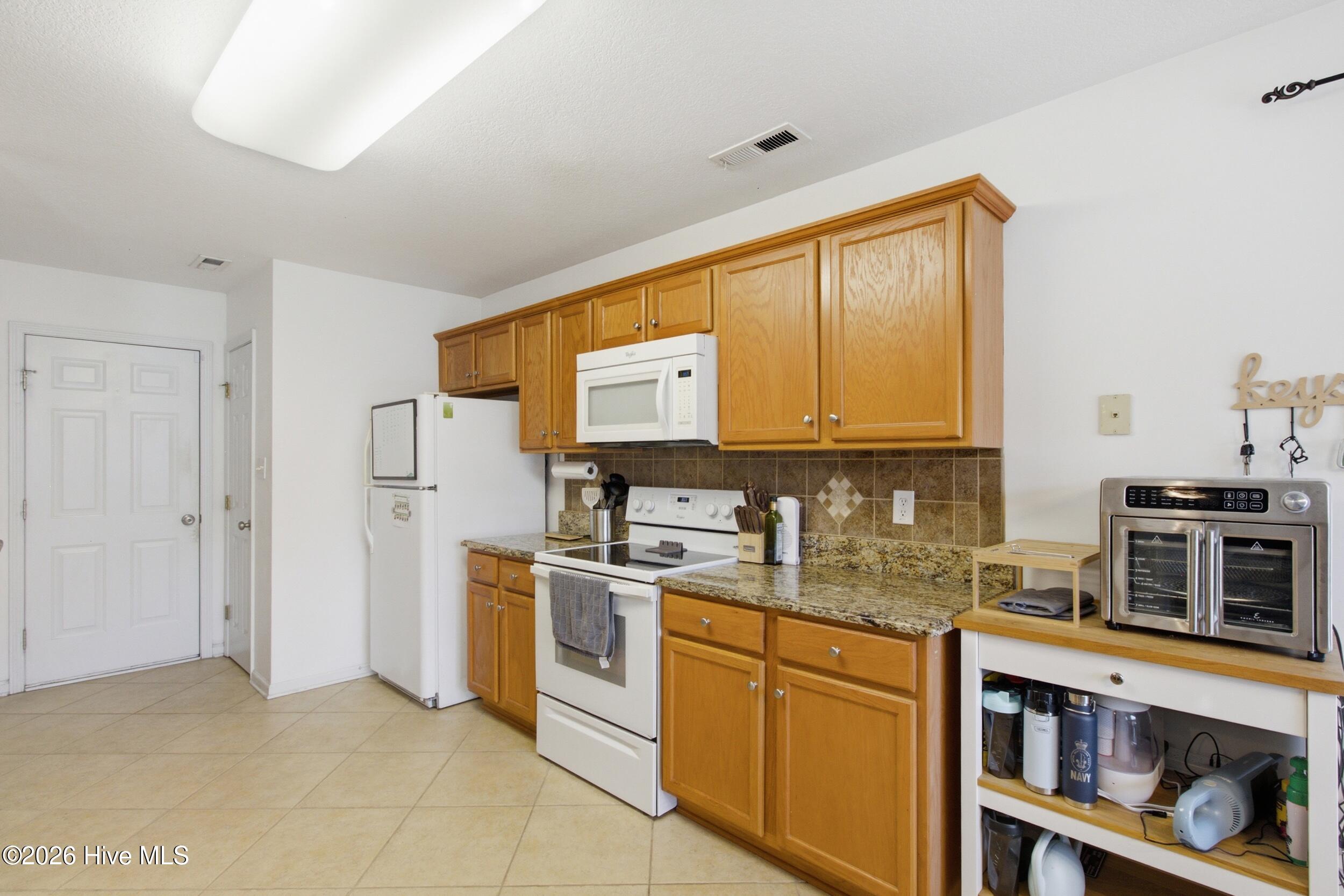 404 Marshas Way Property Photo 3