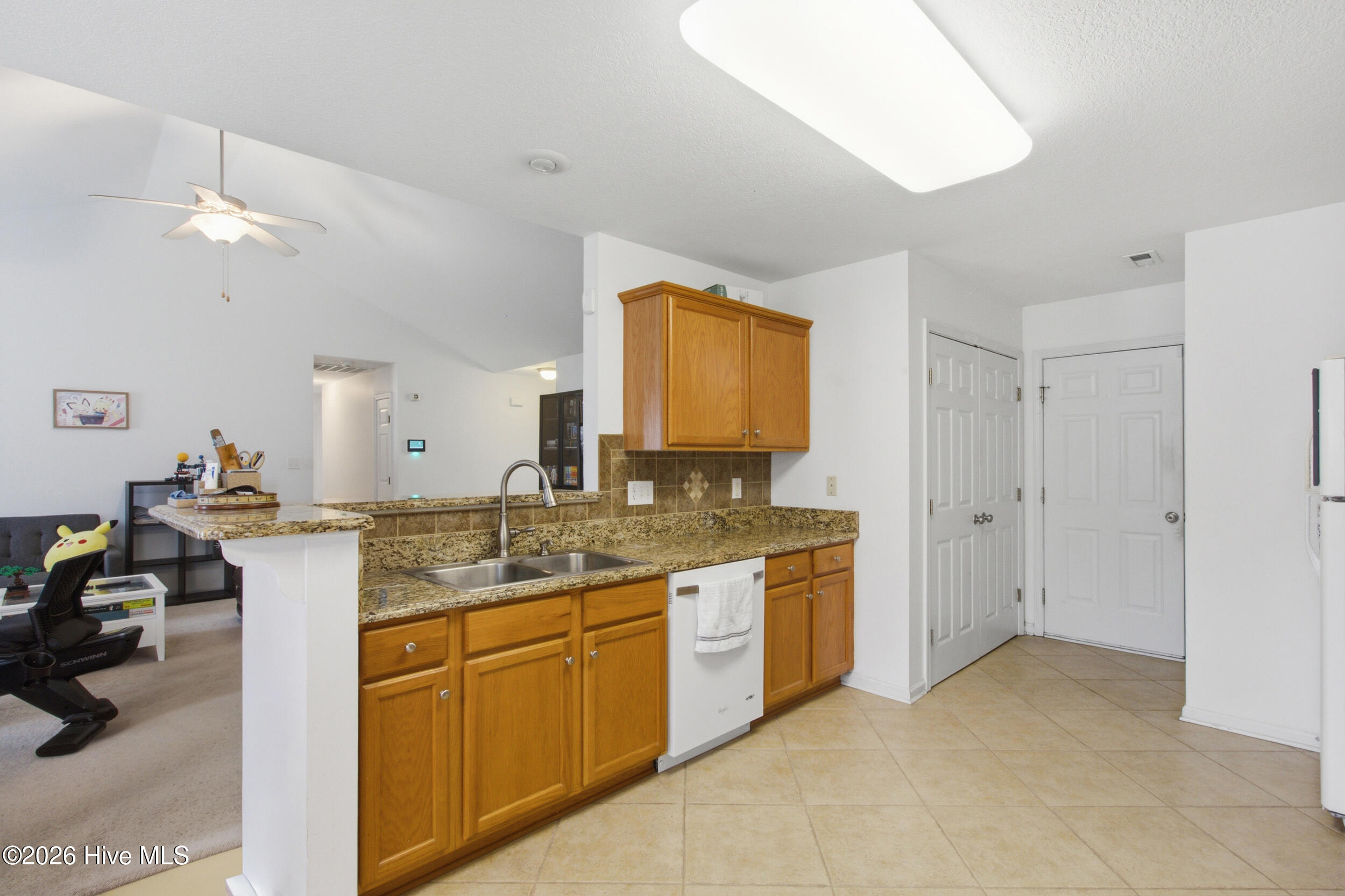 404 Marshas Way Property Photo 10