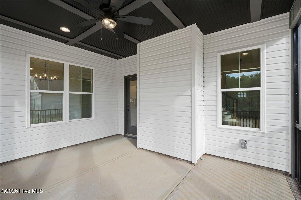 7401 Hill Road Property Photo 7