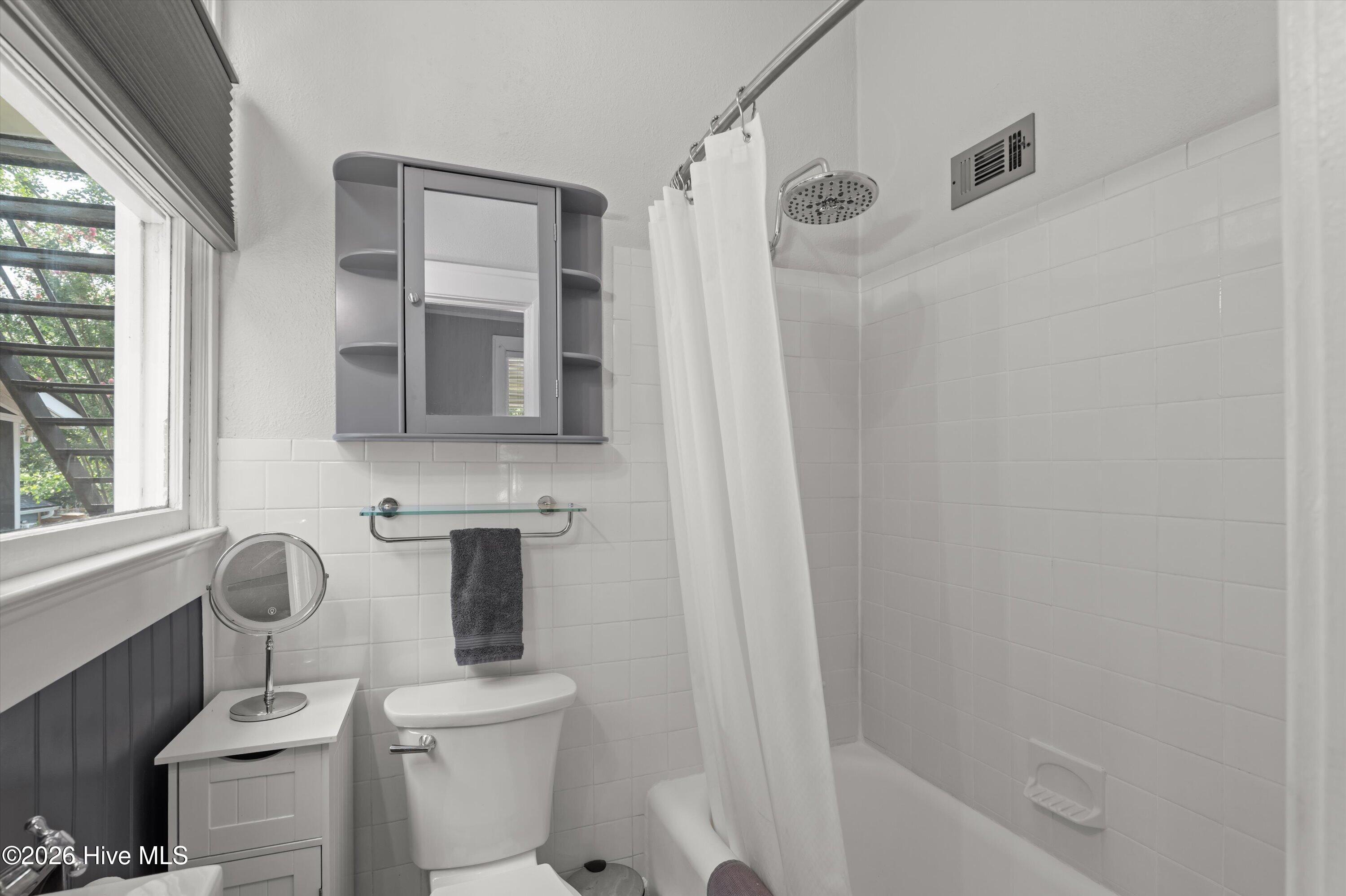 978 Heard Avenue Property Photo 20