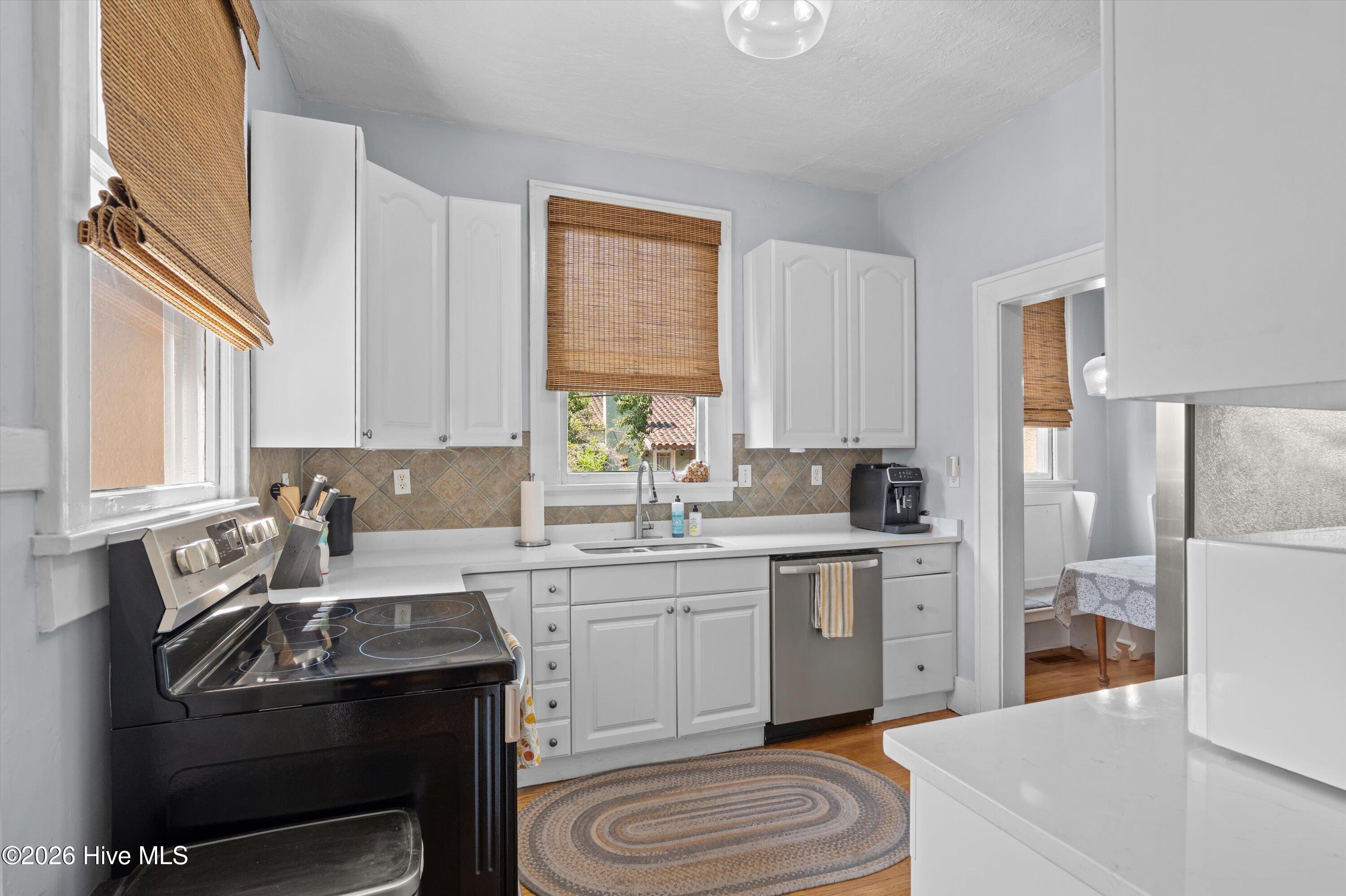 978 Heard Avenue Property Photo 31