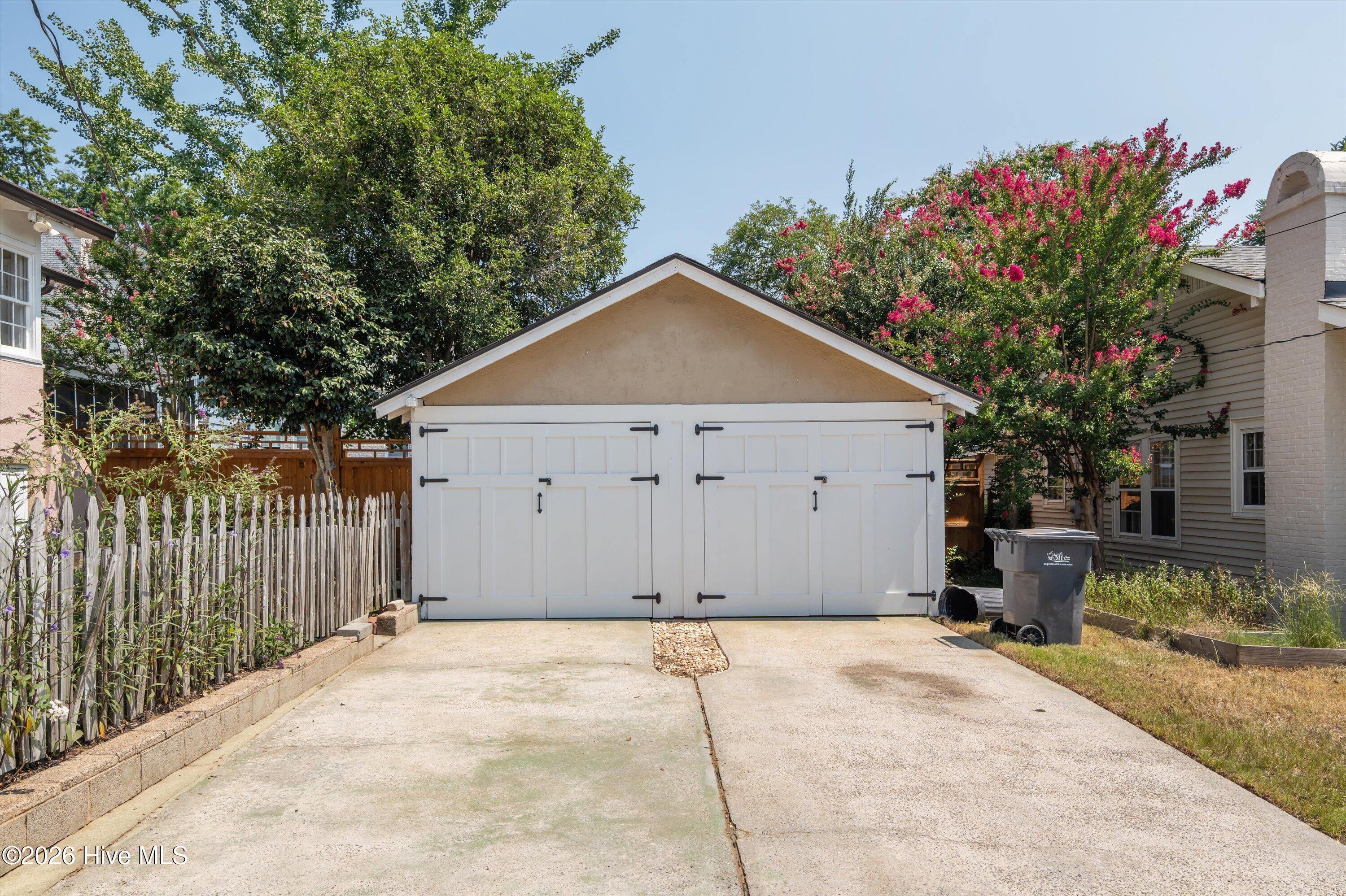 978 Heard Avenue Property Photo 46