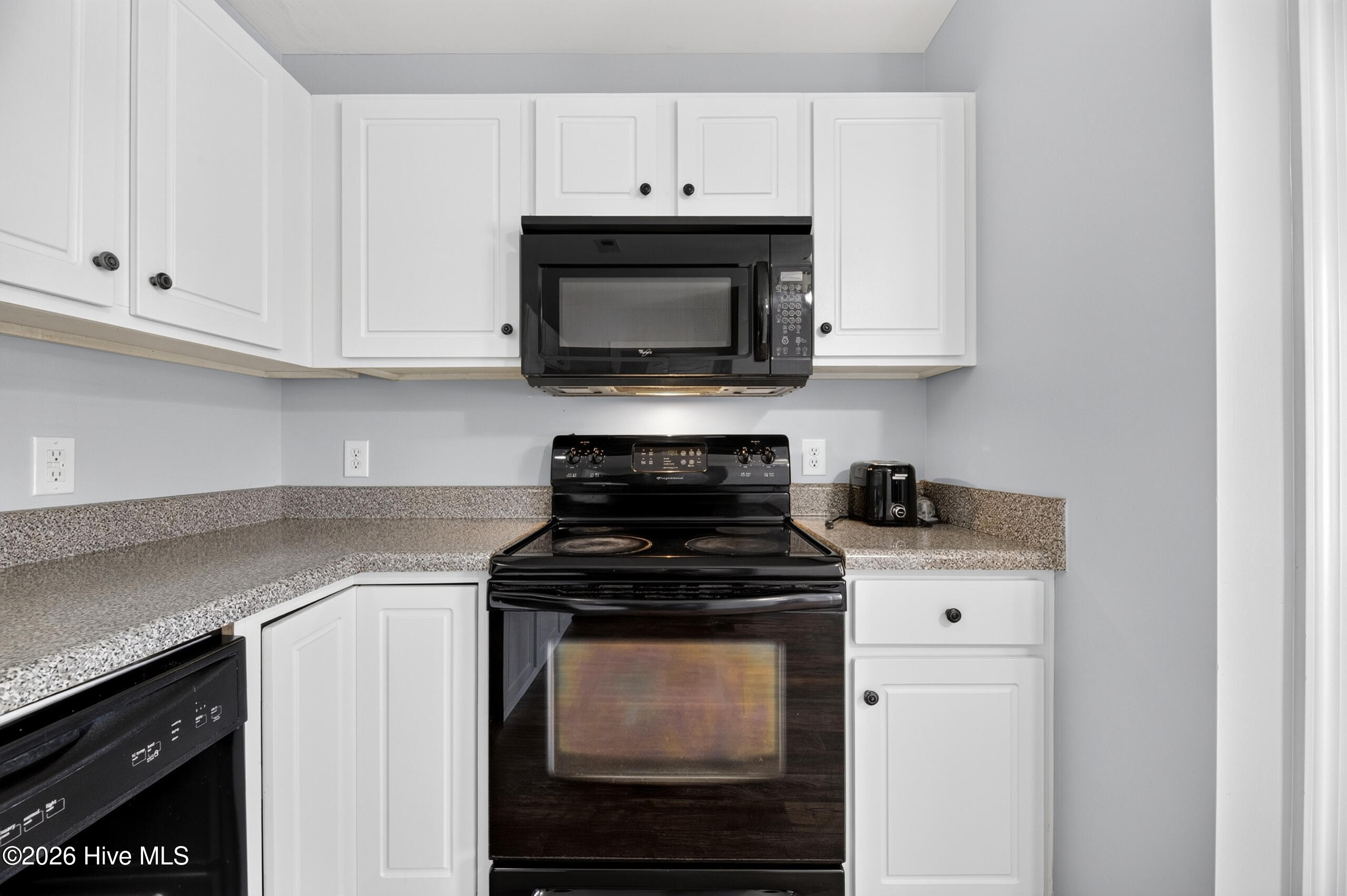 4132 Brook Creek Lane B Property Photo 11