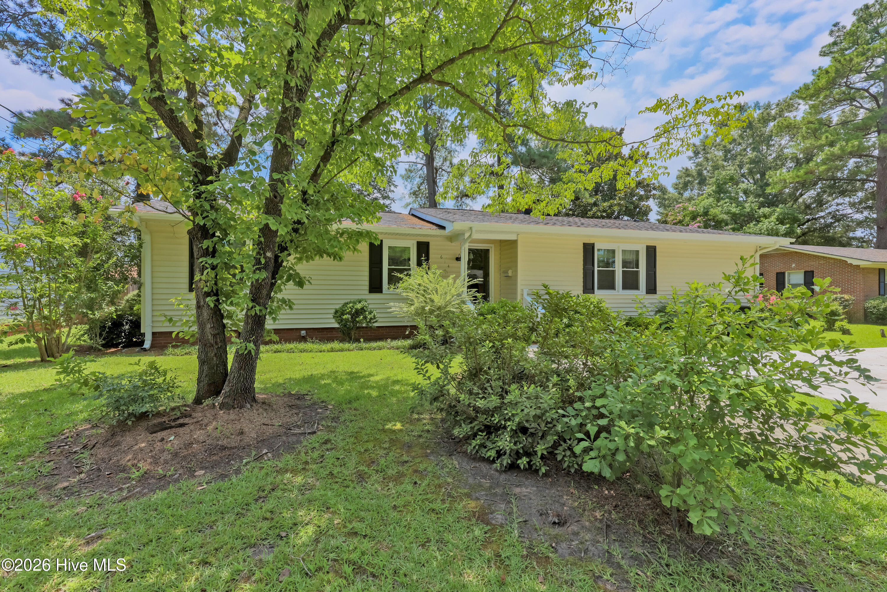 614 Forest Lane Property Photo 2