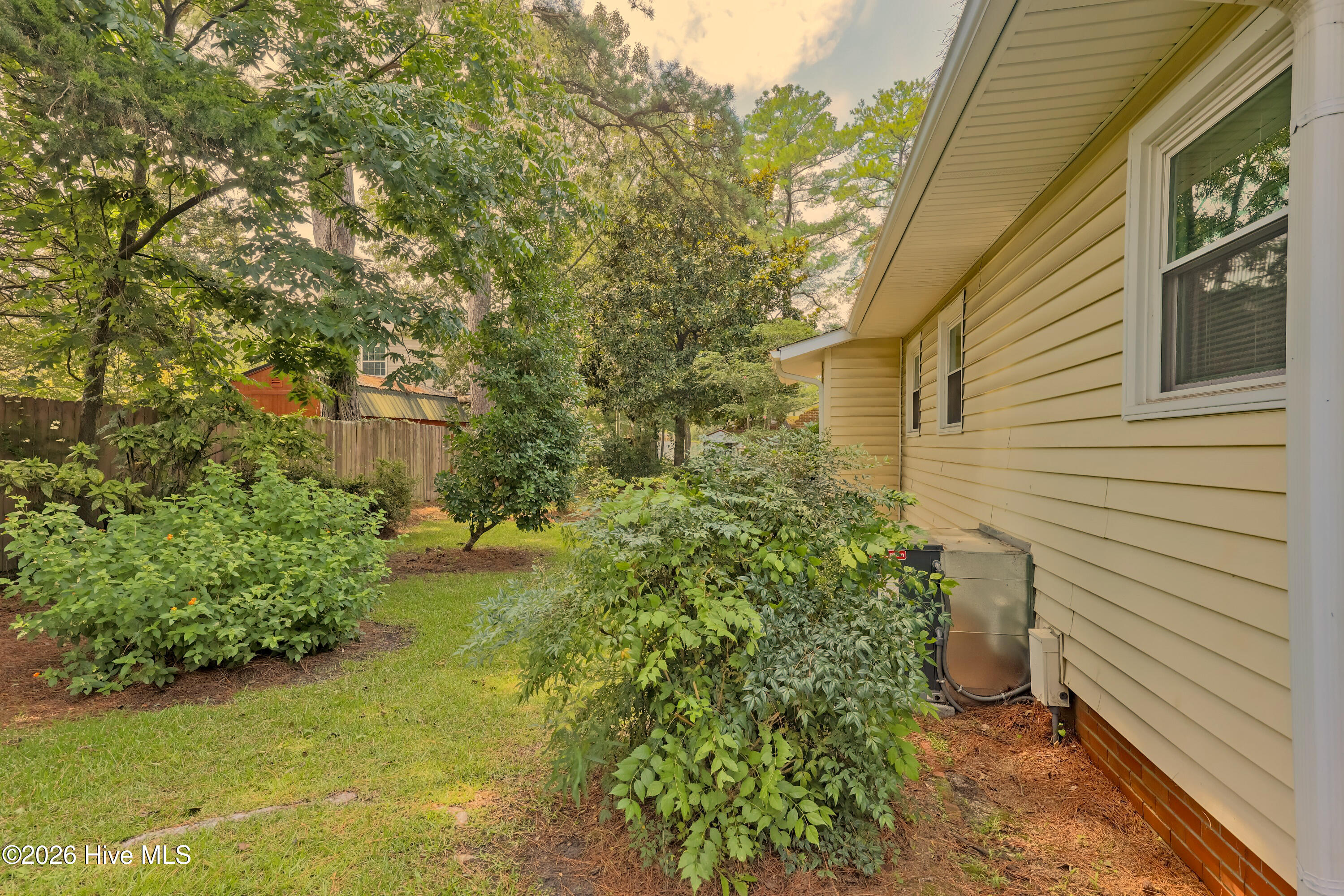 614 Forest Lane Property Photo 8