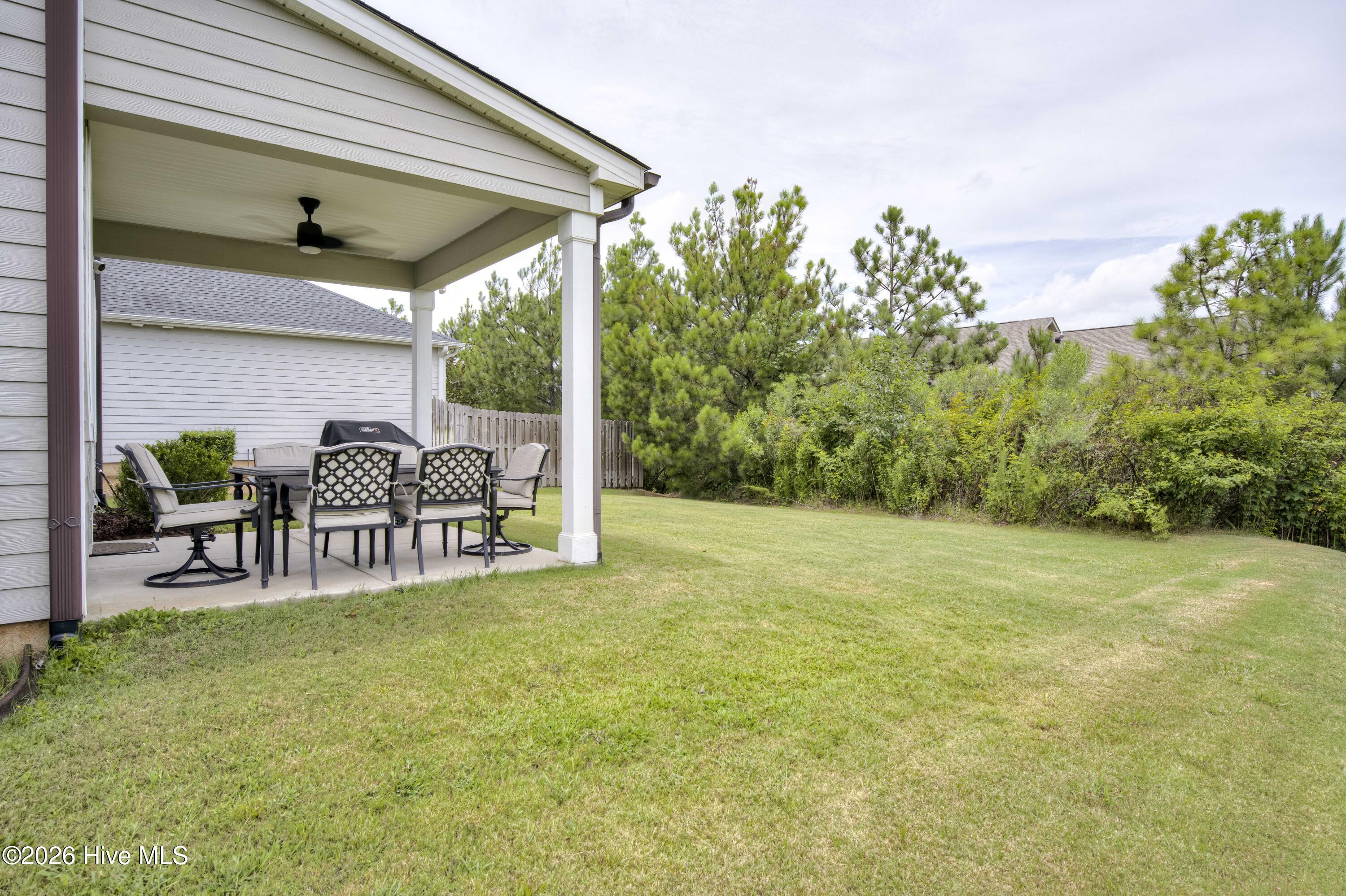 401 Longmeadow Drive Property Photo 34