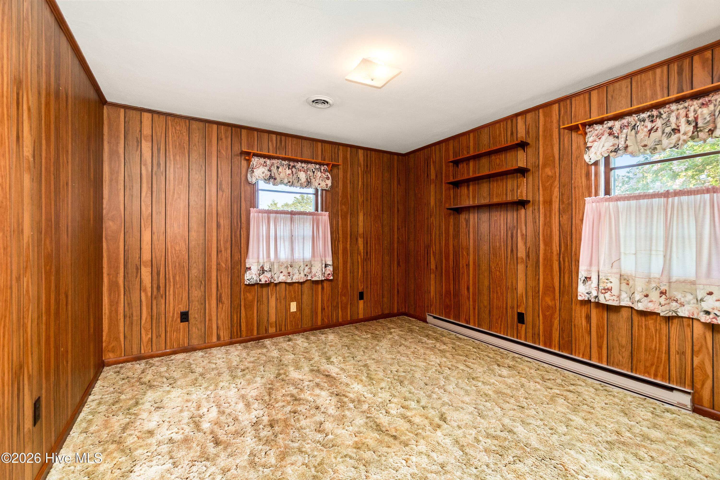 262 Caratoke Highway Property Photo 16