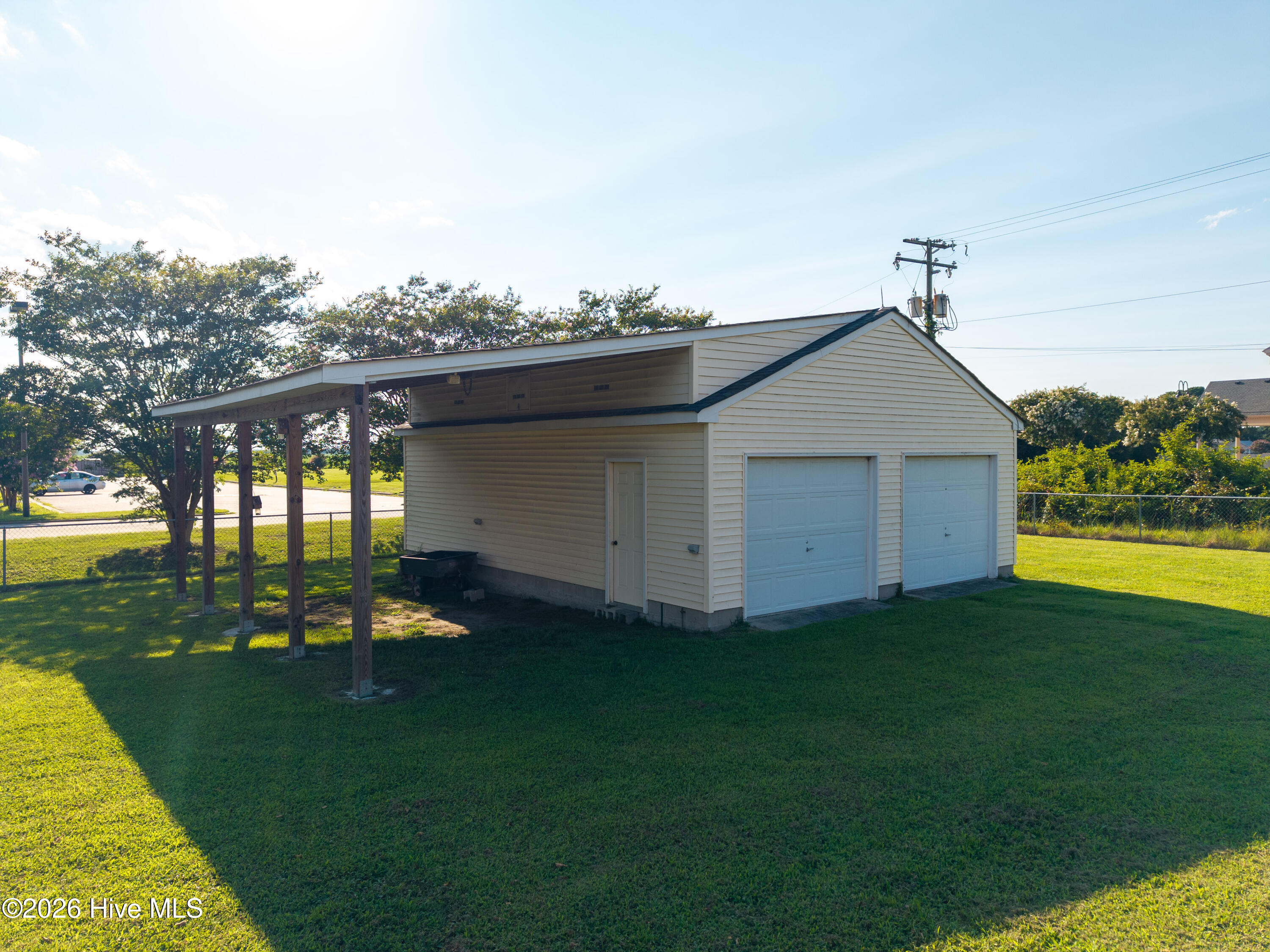 262 Caratoke Highway Property Photo 41