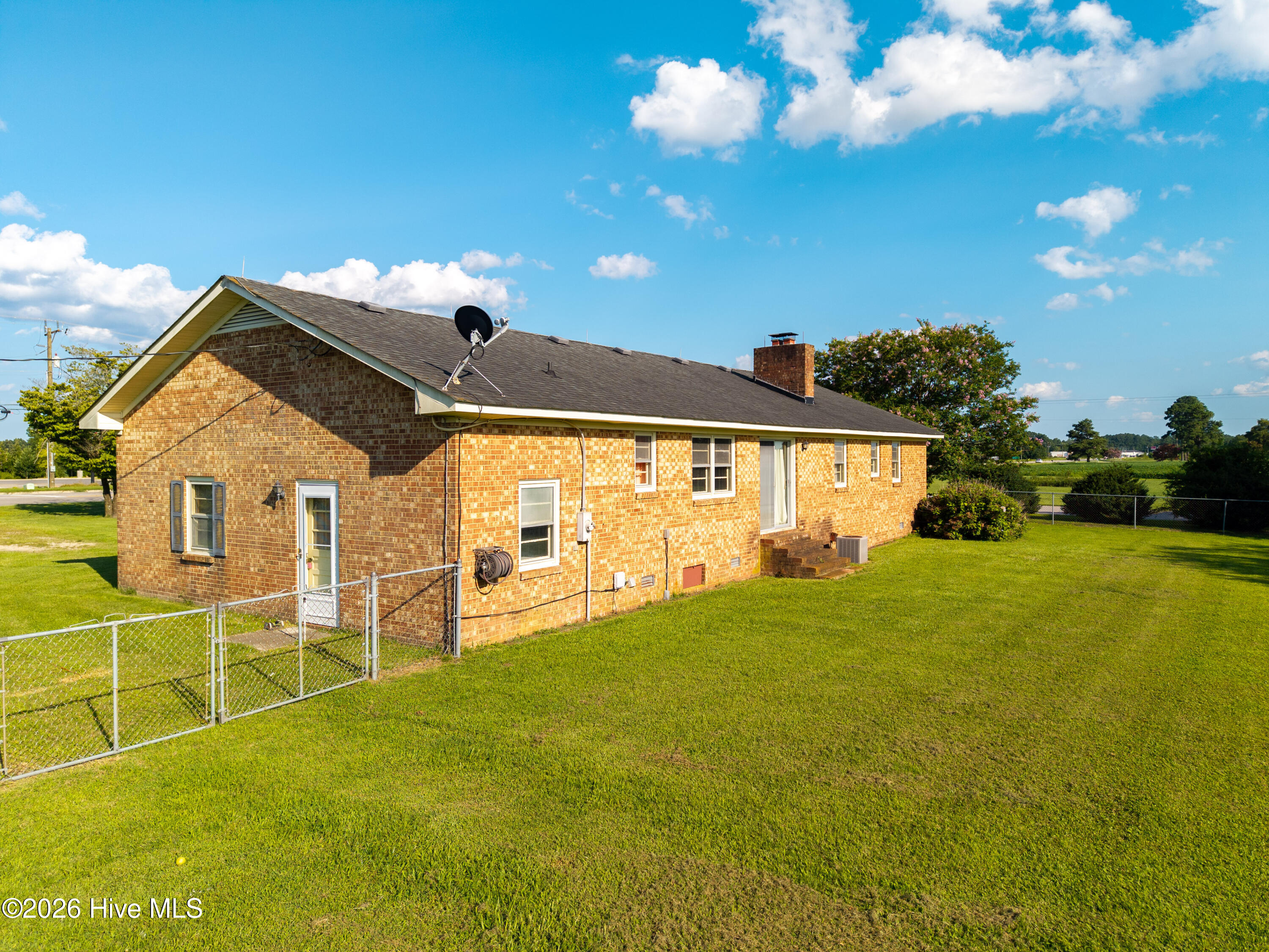262 Caratoke Highway Property Photo 43