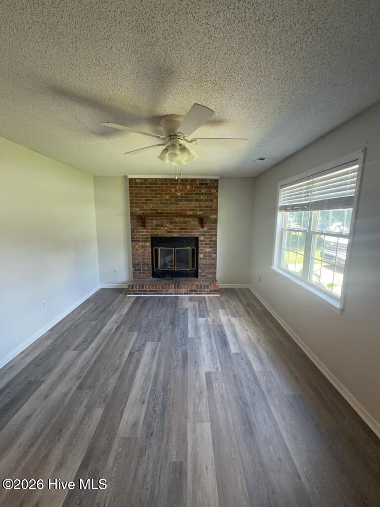 902 Laurel Lane Property Photo 2