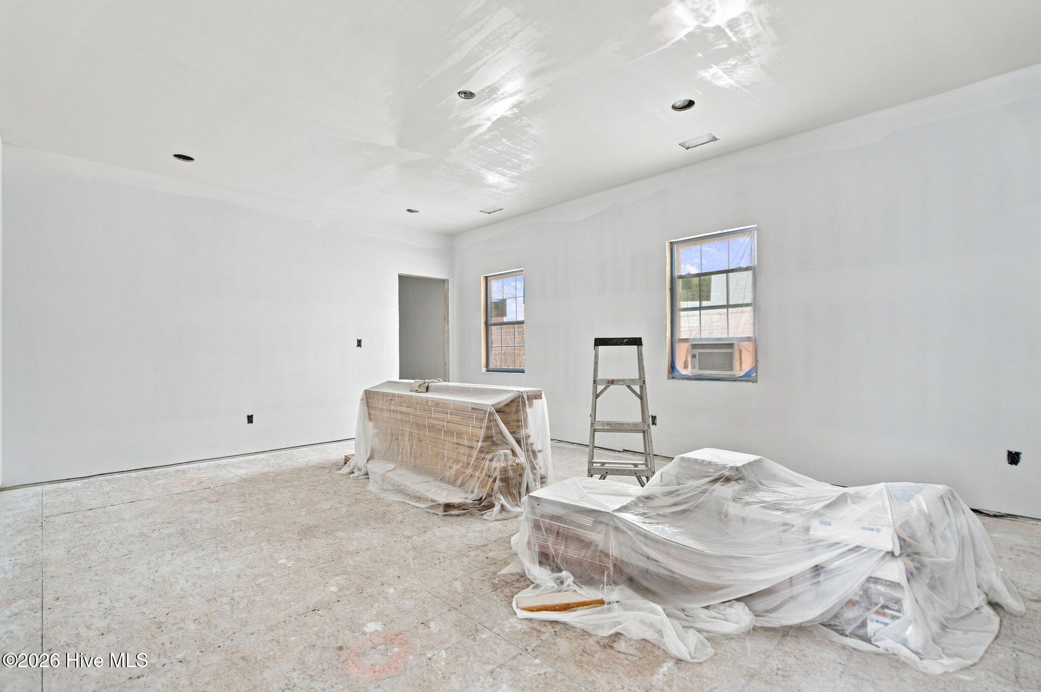 512 Queen Street Property Photo 6