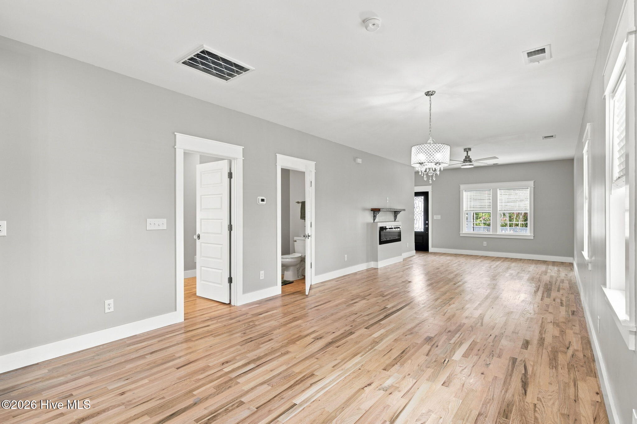 512 Queen Street Property Photo 11