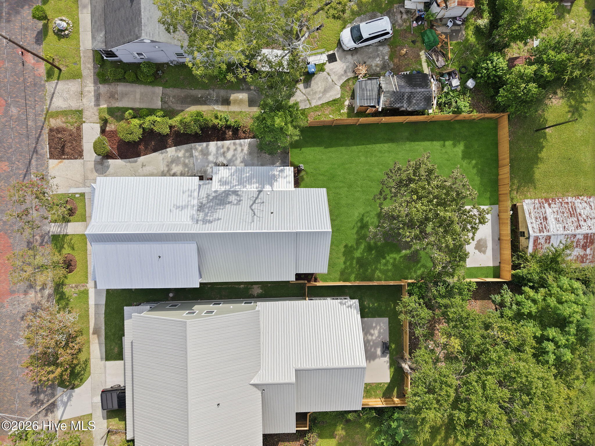 512 Queen Street Property Photo 46