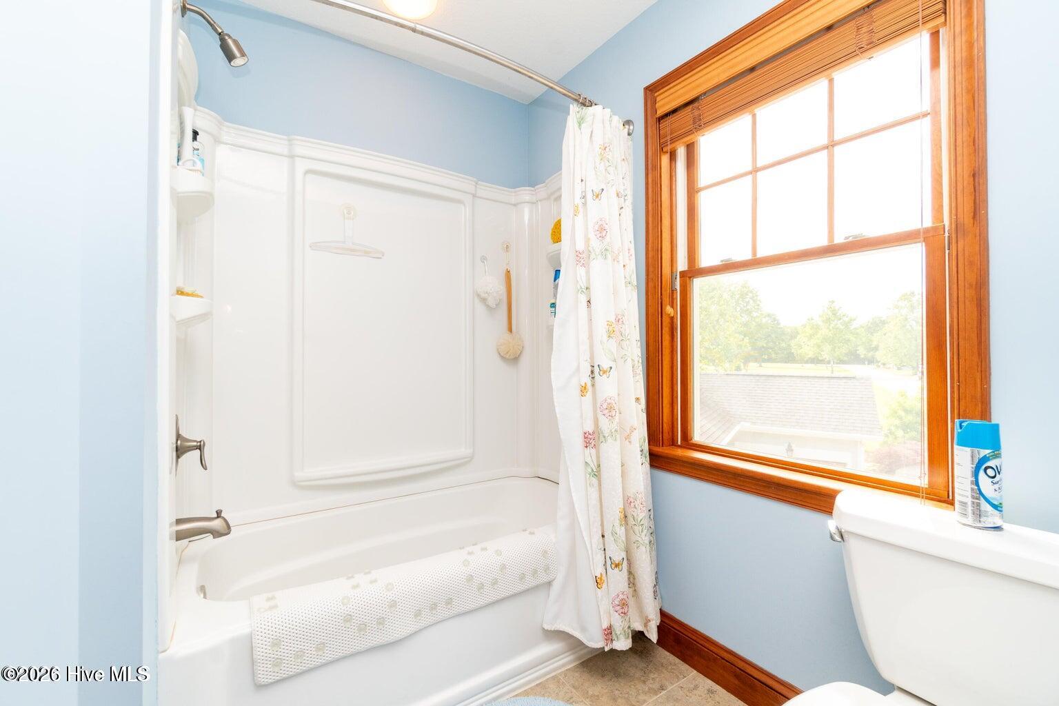 207 Megan Loop S Property Photo 44