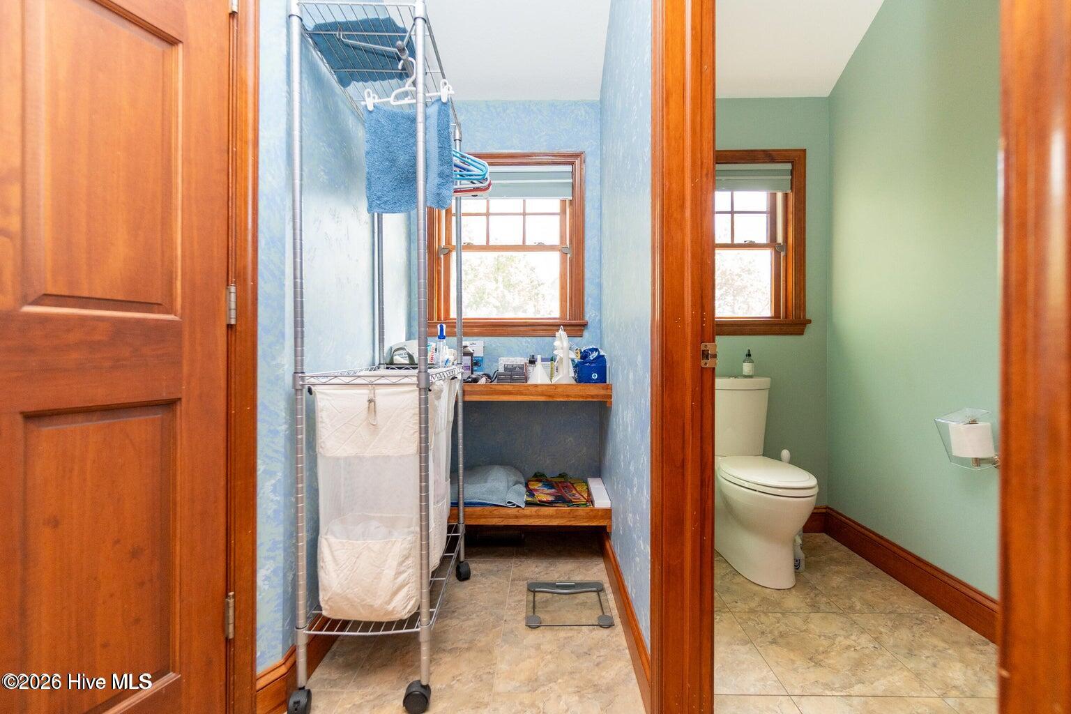 207 Megan Loop S Property Photo 46