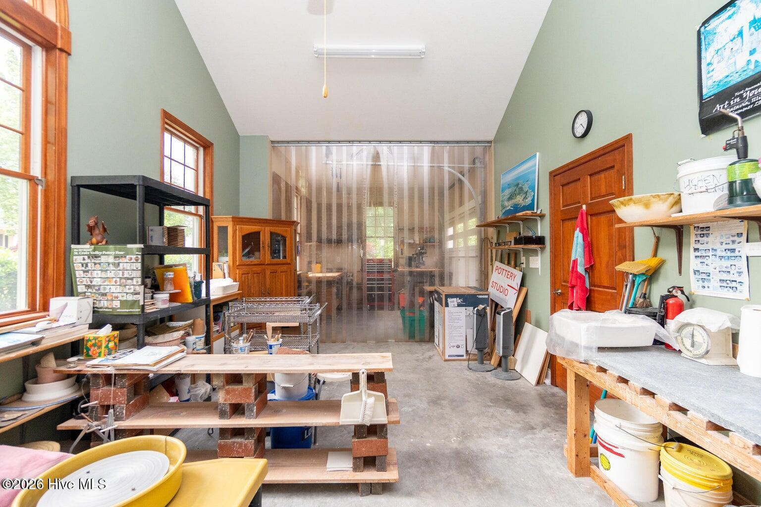 207 Megan Loop S Property Photo 66