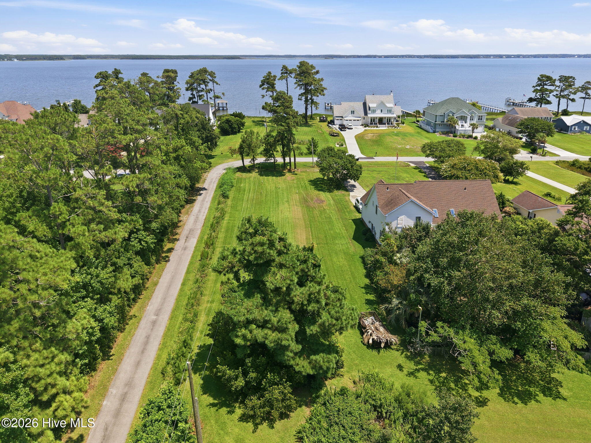 1513 956 Scotts Landing Property Photo 15