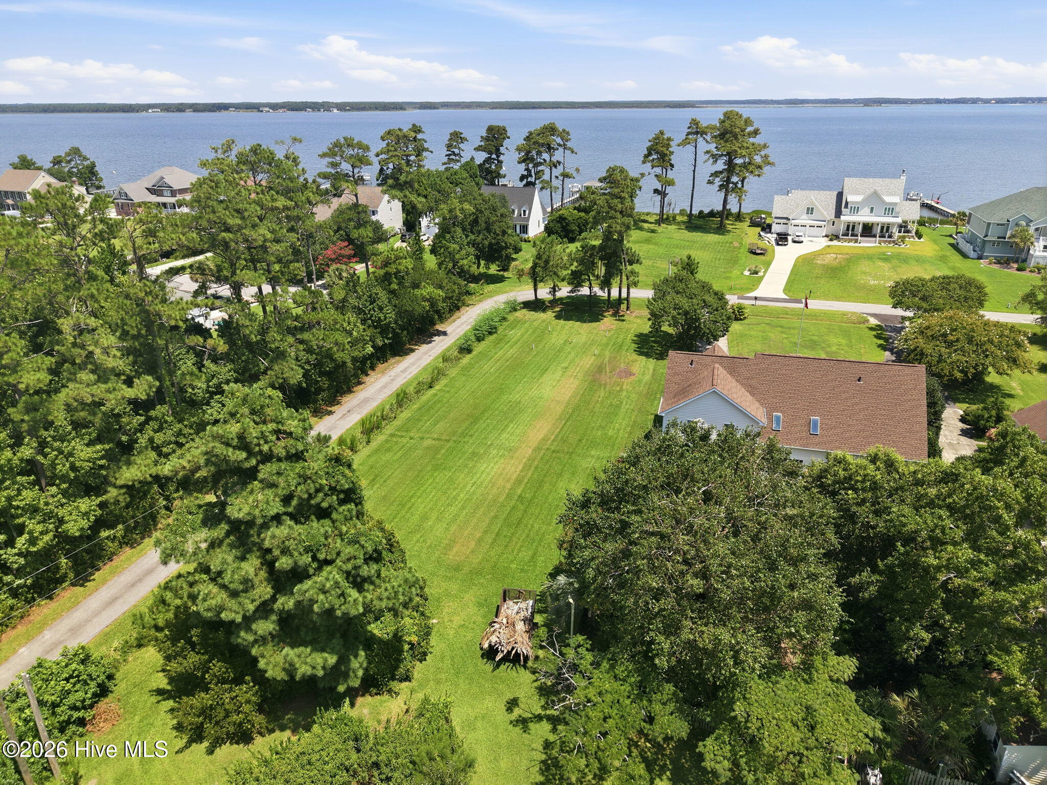 1513 956 Scotts Landing Property Photo 17