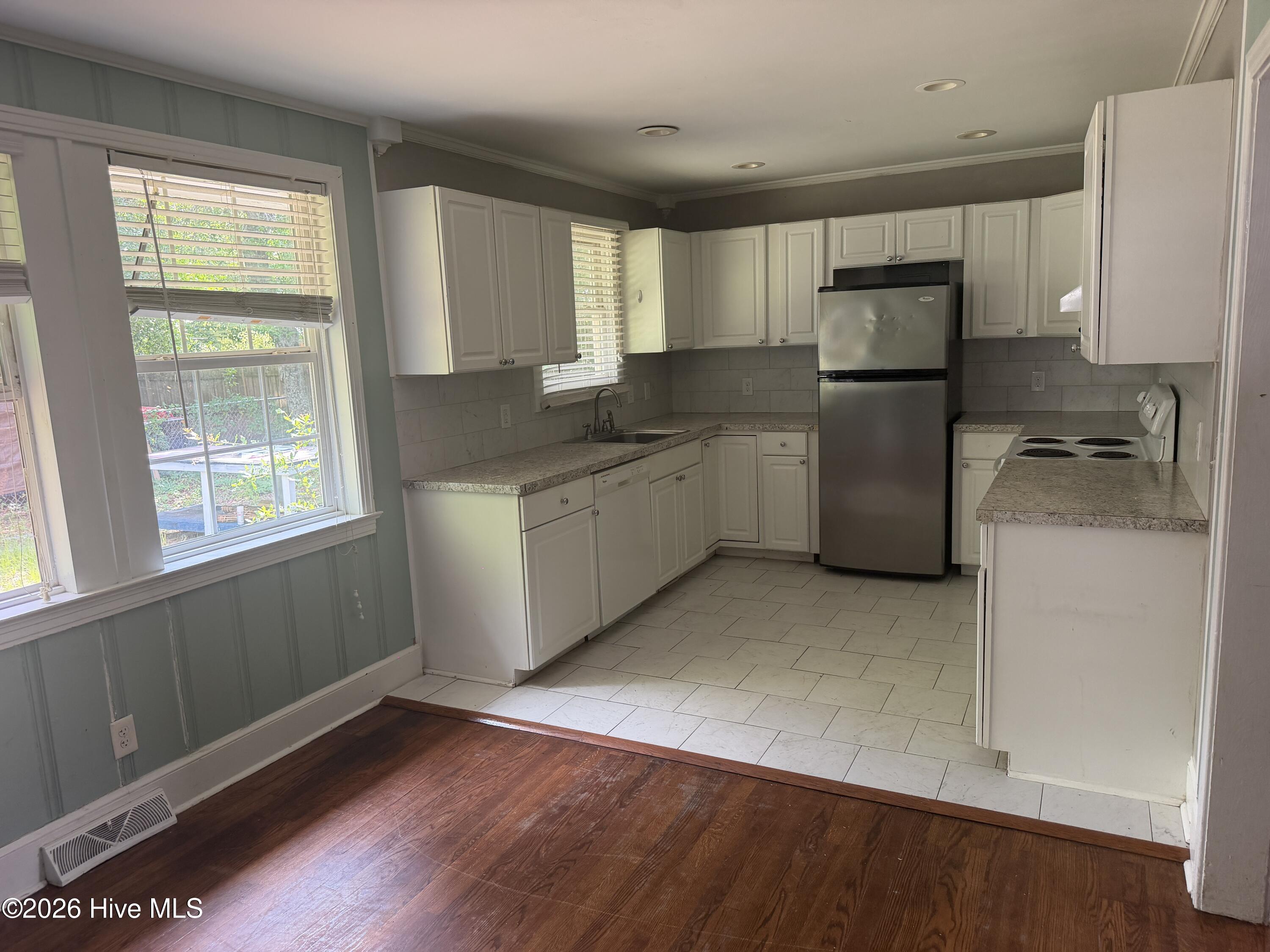 5308 Wrightsville Avenue Property Photo 5