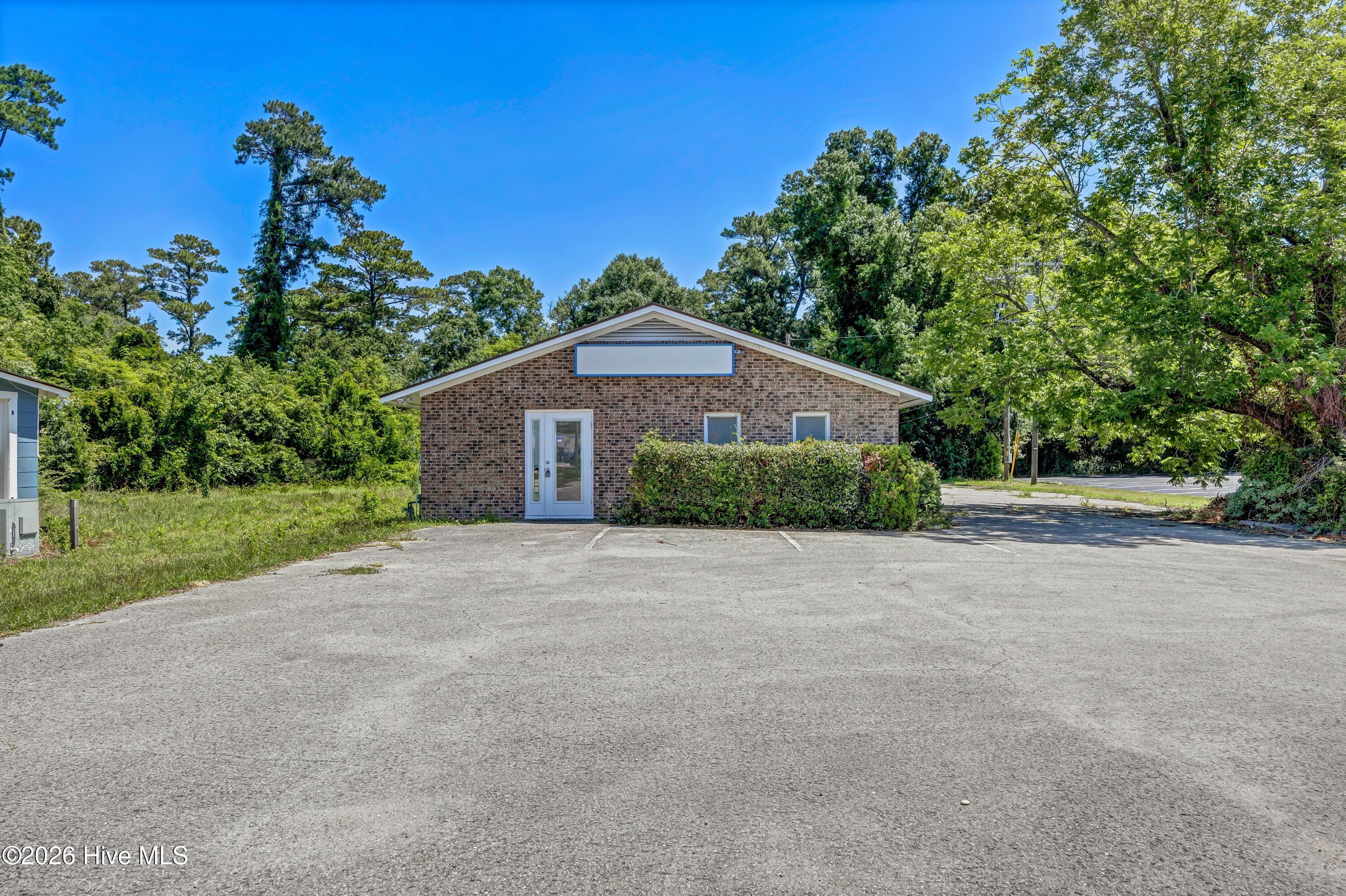 3417-3421 Wrightsville Avenue Property Photo 5