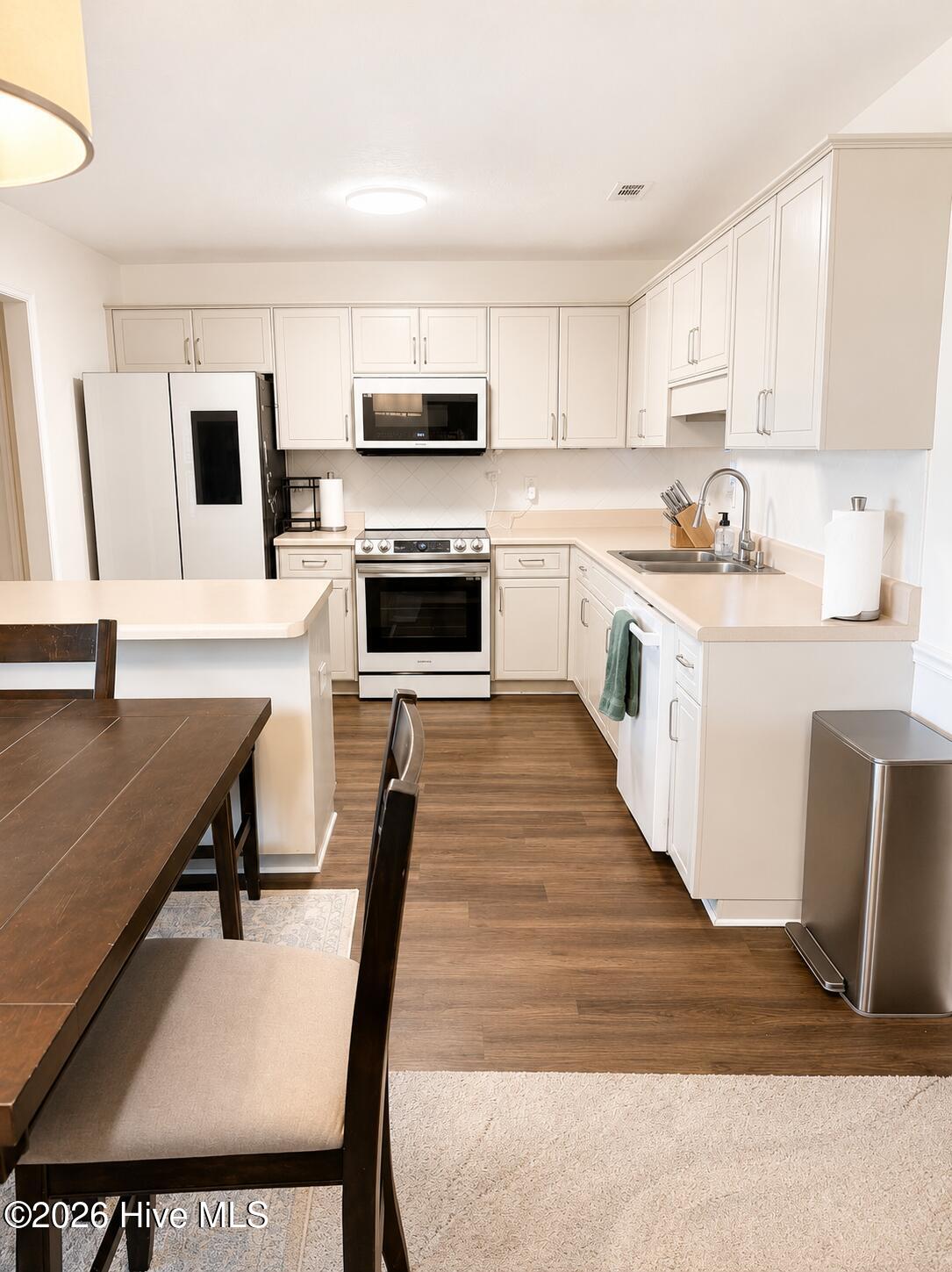 3406 Wisteria Lane Property Photo 13