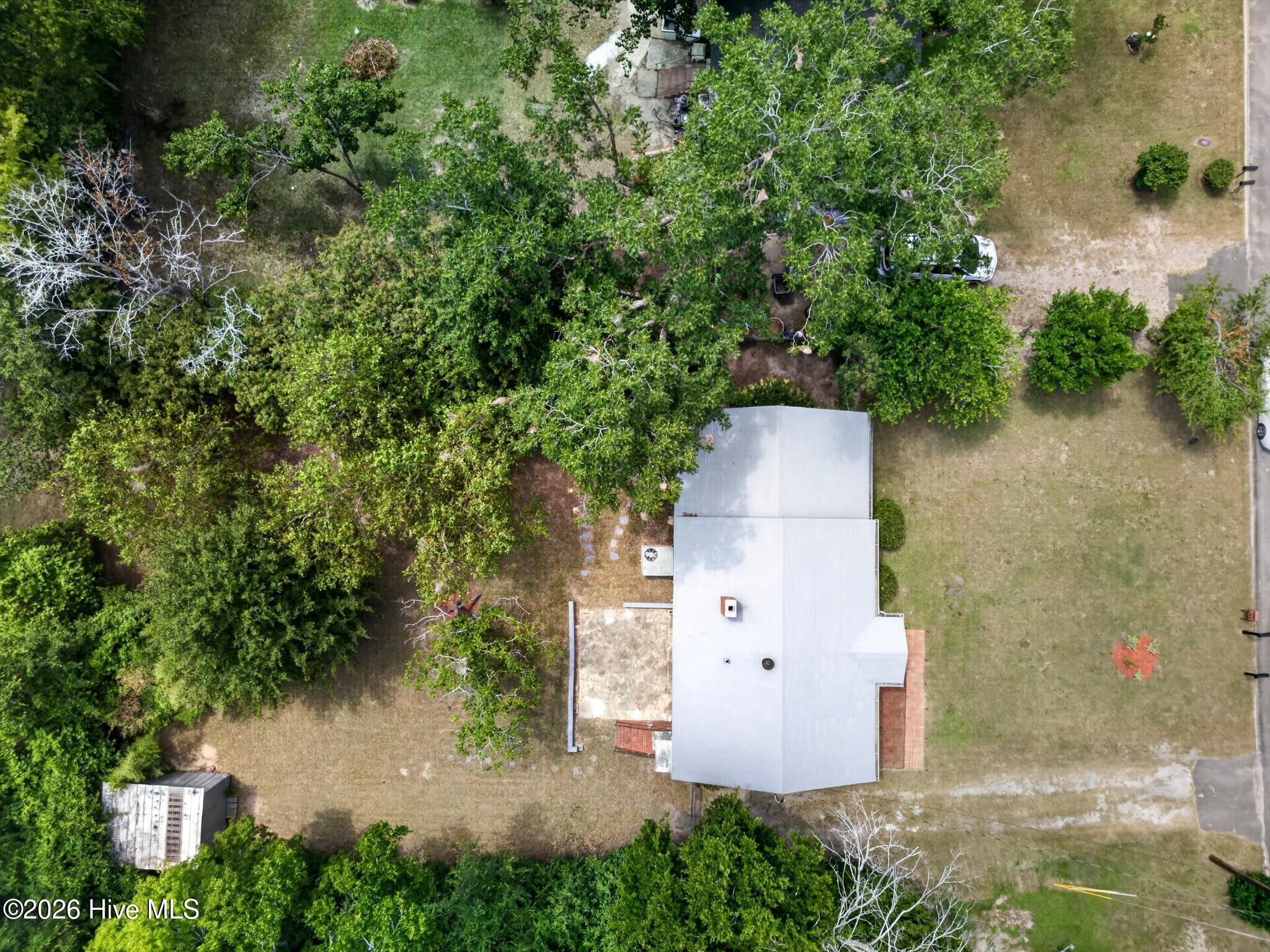2315 Henry Circle Property Photo 5