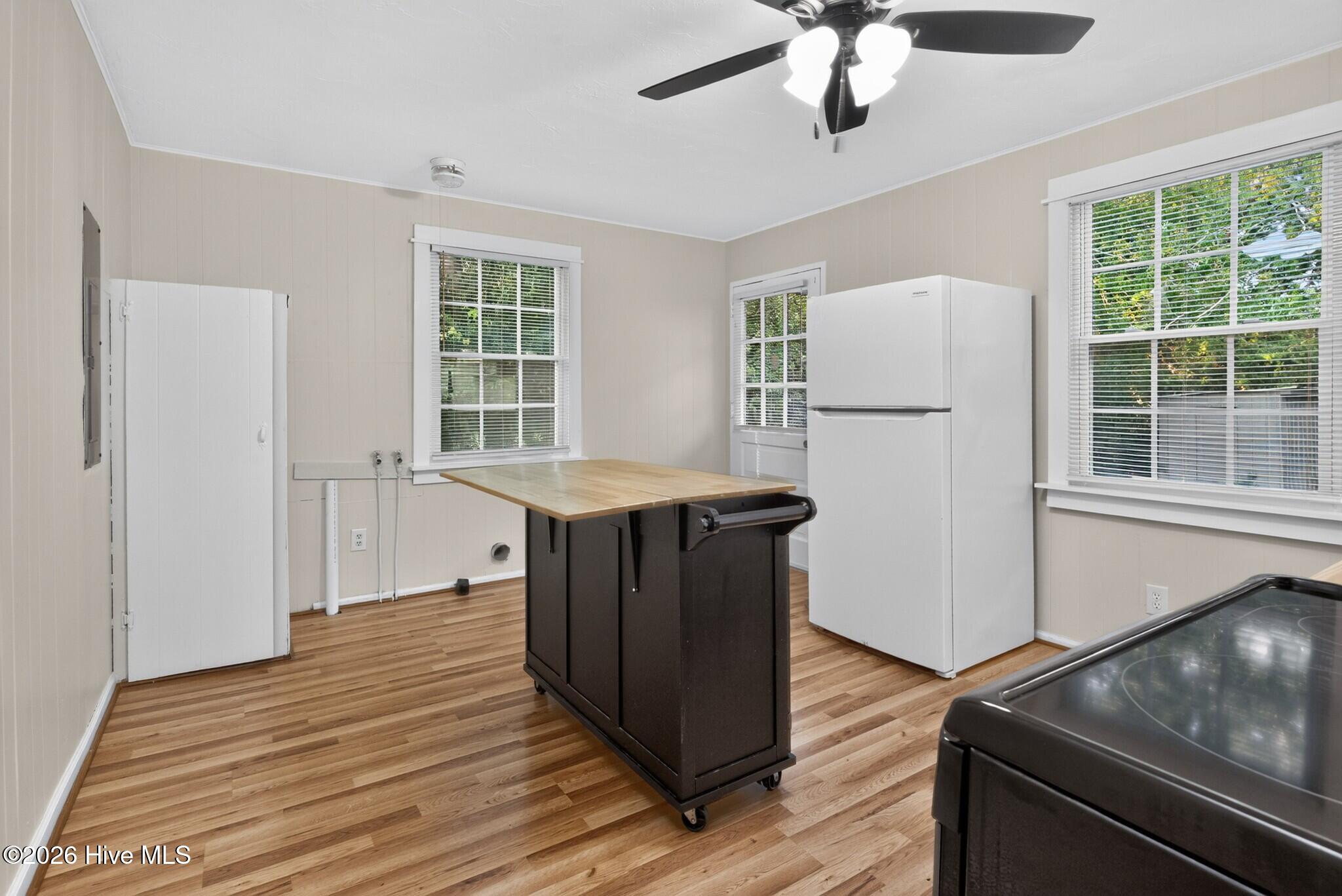 2315 Henry Circle Property Photo 14