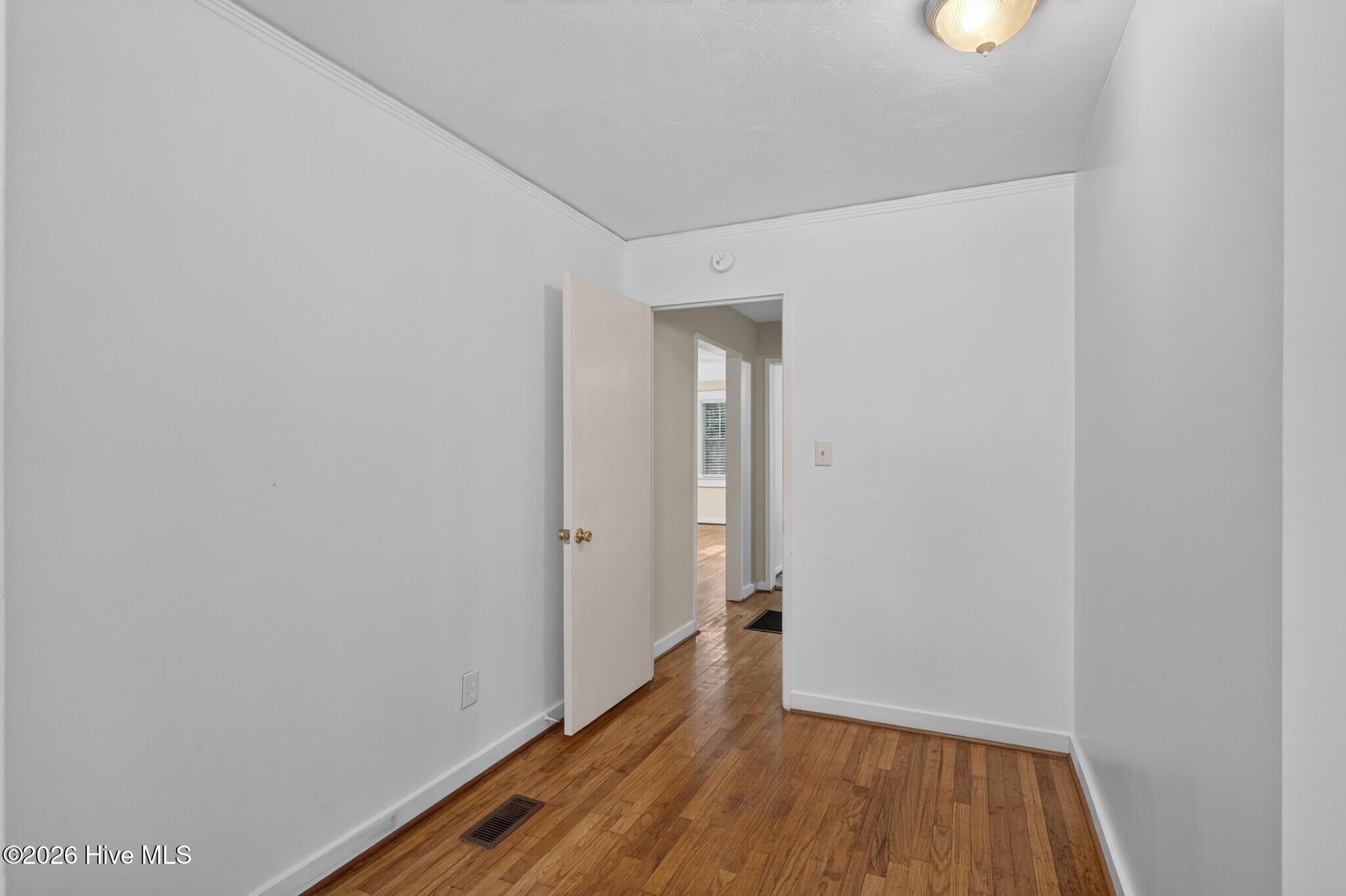 2315 Henry Circle Property Photo 32