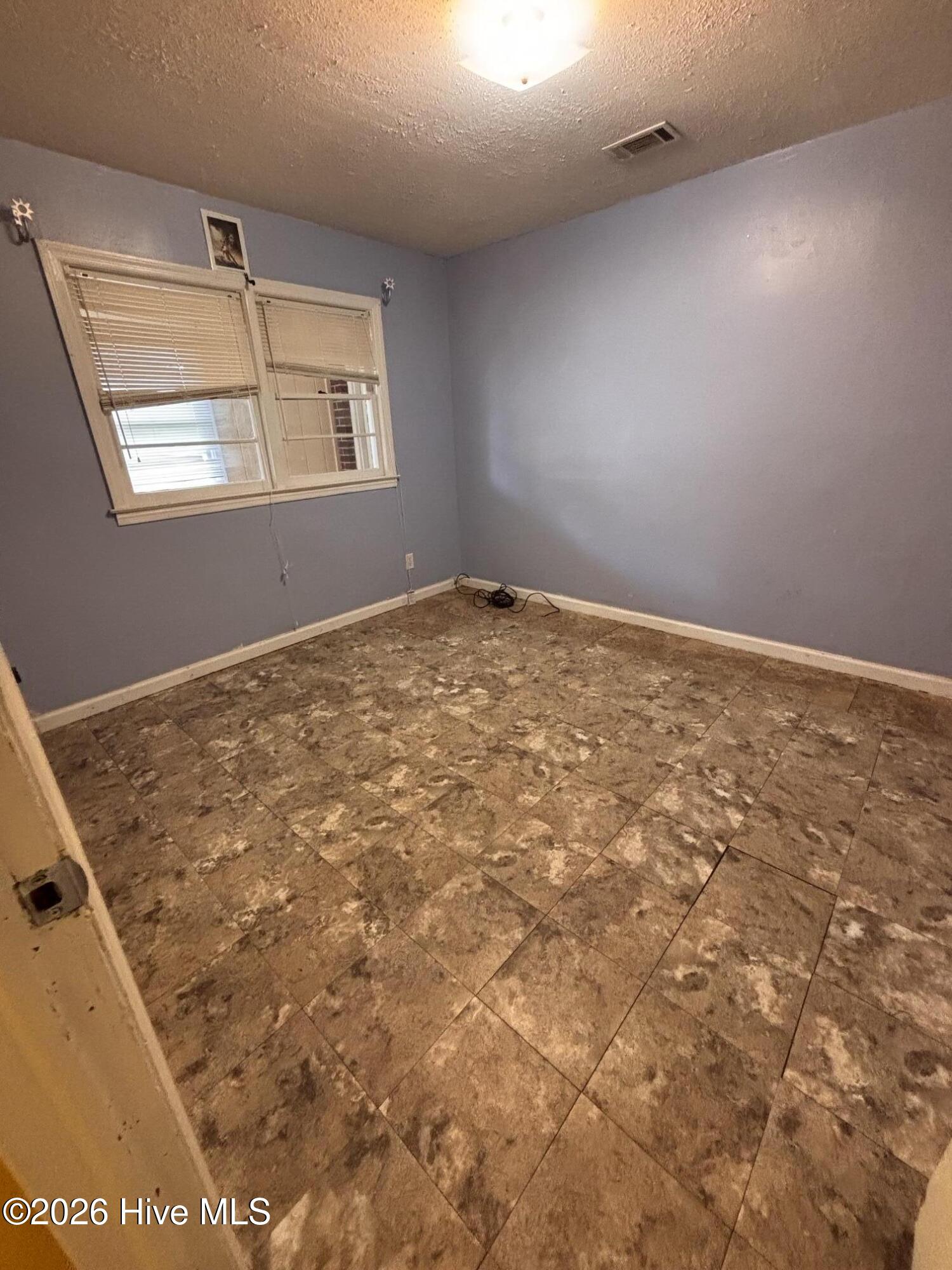 1912 Williams Drive Property Photo 6