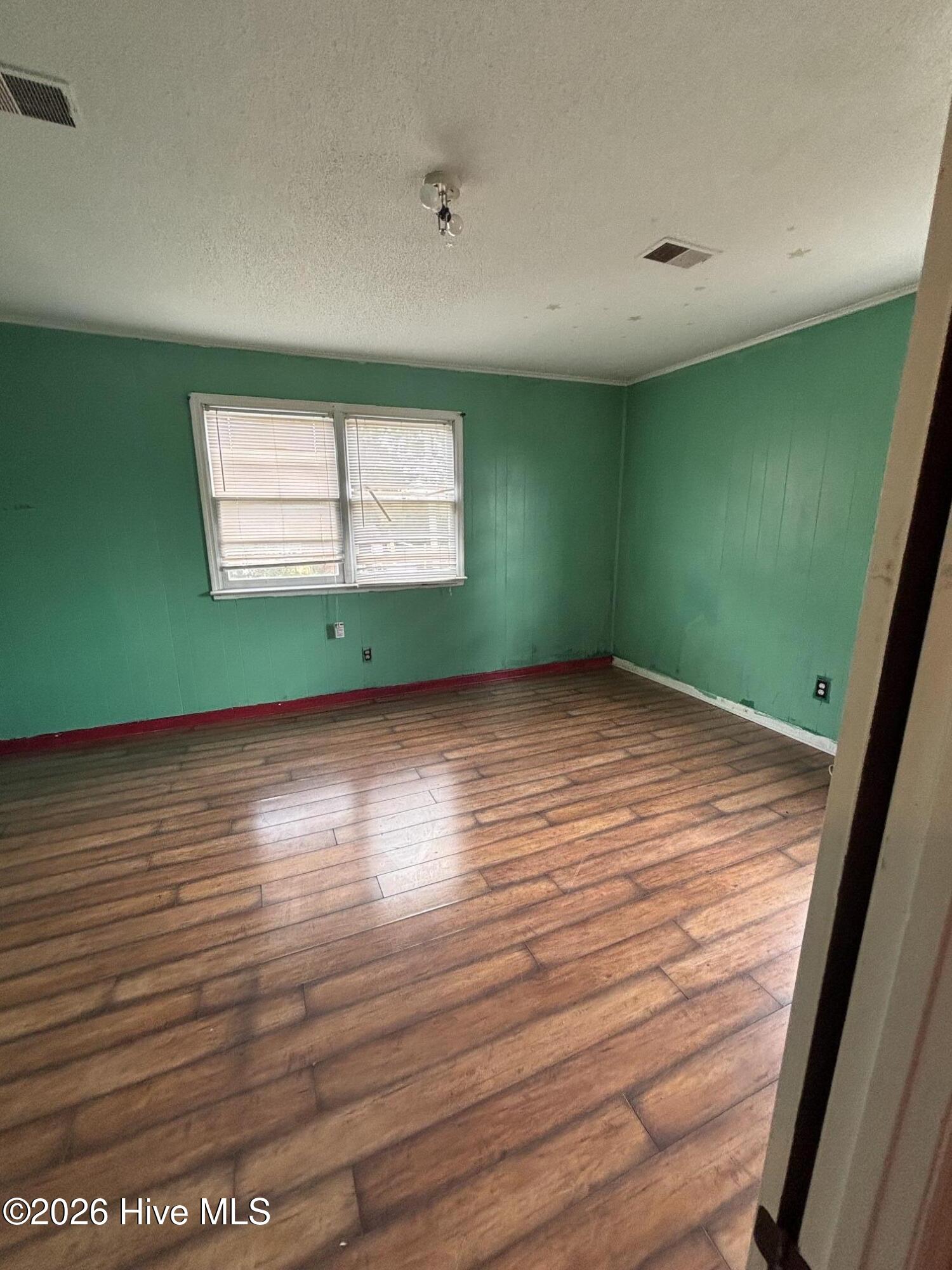 1912 Williams Drive Property Photo 14