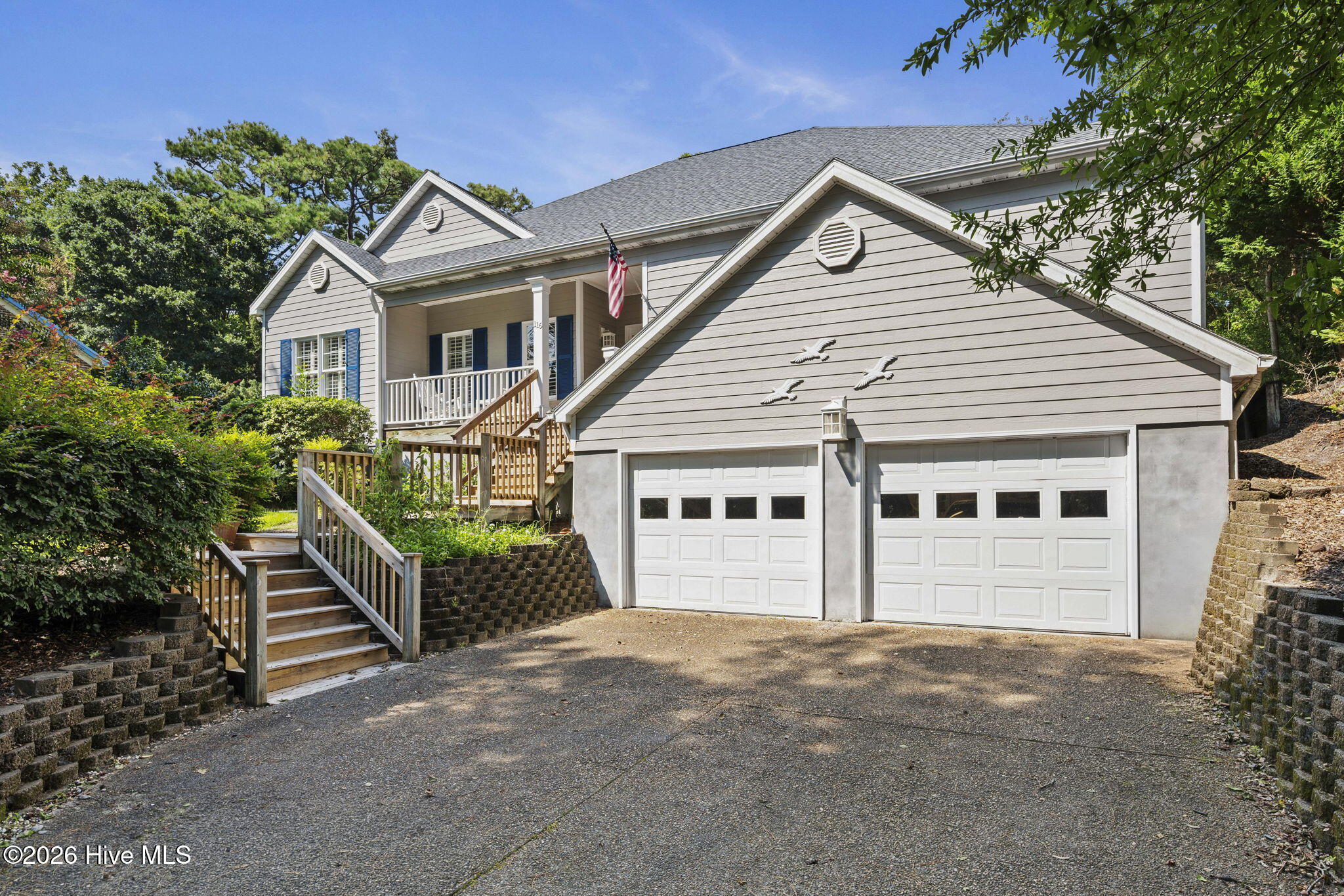 116 White Ash Drive Property Photo 3
